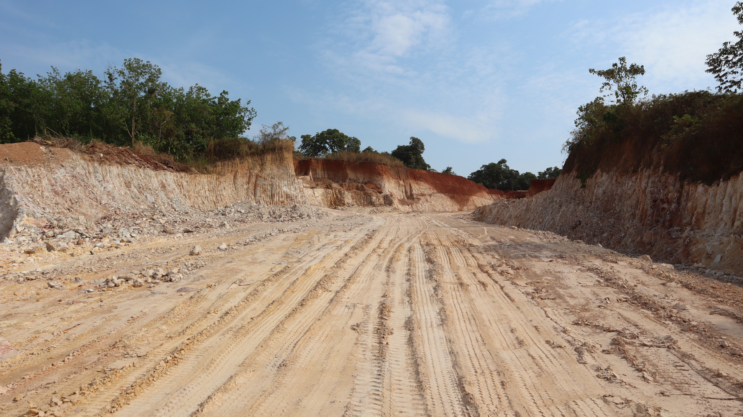 - Ảnh 3. - Ảnh 3.