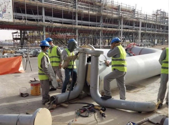 Tạm dừng đưa lao động sang Trung Đông vì căng thẳng leo thang - Ảnh 1.