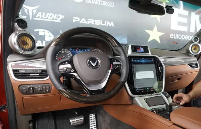 Điều g&igrave; khiến nghe nhạc trong &ocirc; t&ocirc; hay hơn ở nh&agrave;? - Ảnh 1.