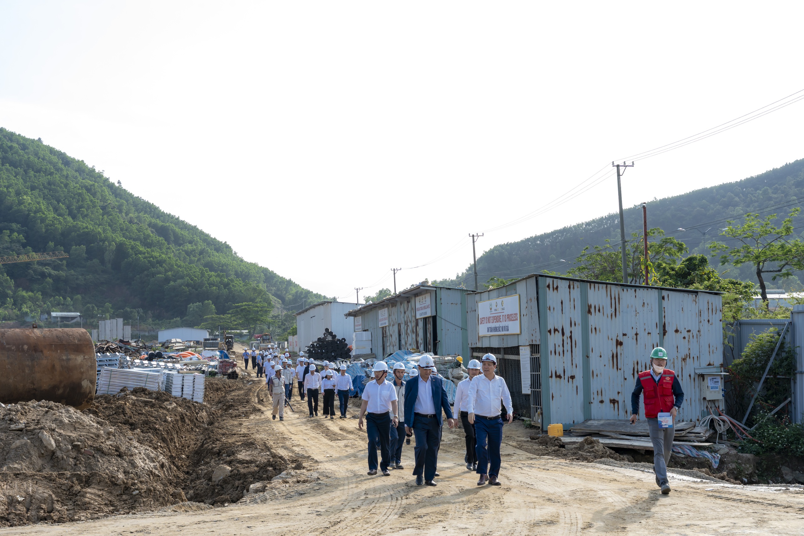 Agribank cùng Tập đoàn Amaccao triển khai dự án điện rác 3.000 tỉ đồng tại Đà Nẵng - Ảnh 3.