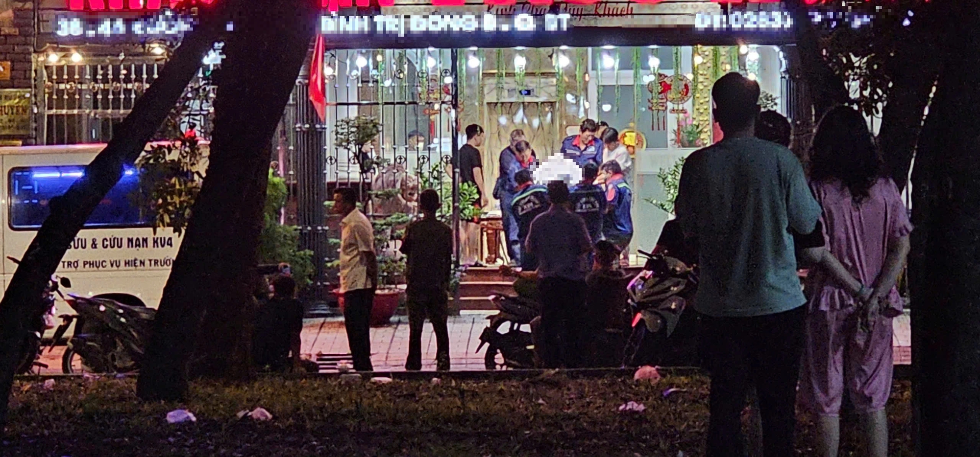 Công an điều tra vụ người đàn ông tử vong trong khách sạn ở TP.HCM- Ảnh 2.