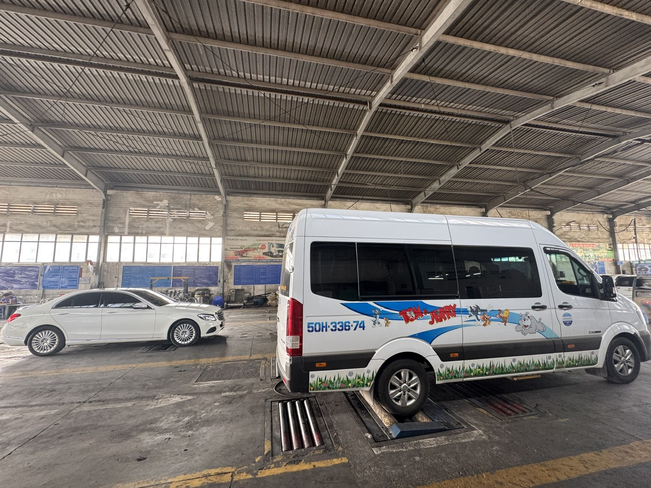 Doanh nghiệp ô tô vận tải kiến nghị sửa quy trình đăng kiểm khí thải xe diesel - Ảnh 2. Doanh nghiệp ô tô vận tải kiến nghị sửa quy trình đăng kiểm khí thải xe diesel - Ảnh 2.