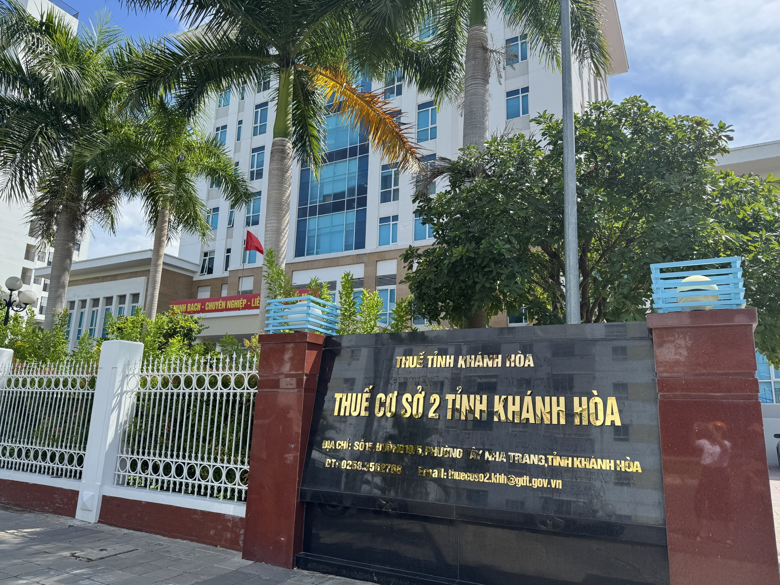 - Ảnh 2. - Ảnh 2.