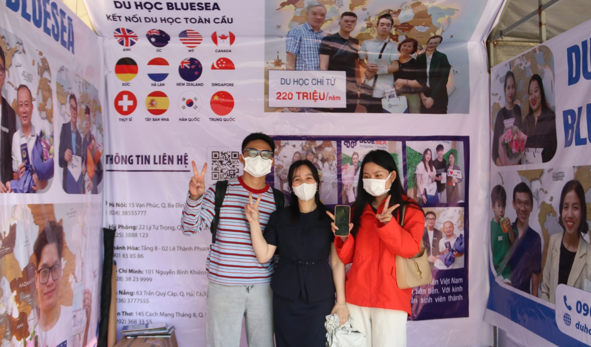 Tư vấn m&ugrave;a thi: Trường THPT Phan Ch&acirc;u Trinh 'biến h&igrave;nh' th&agrave;nh ng&agrave;y hội trước giờ G - Ảnh 14.