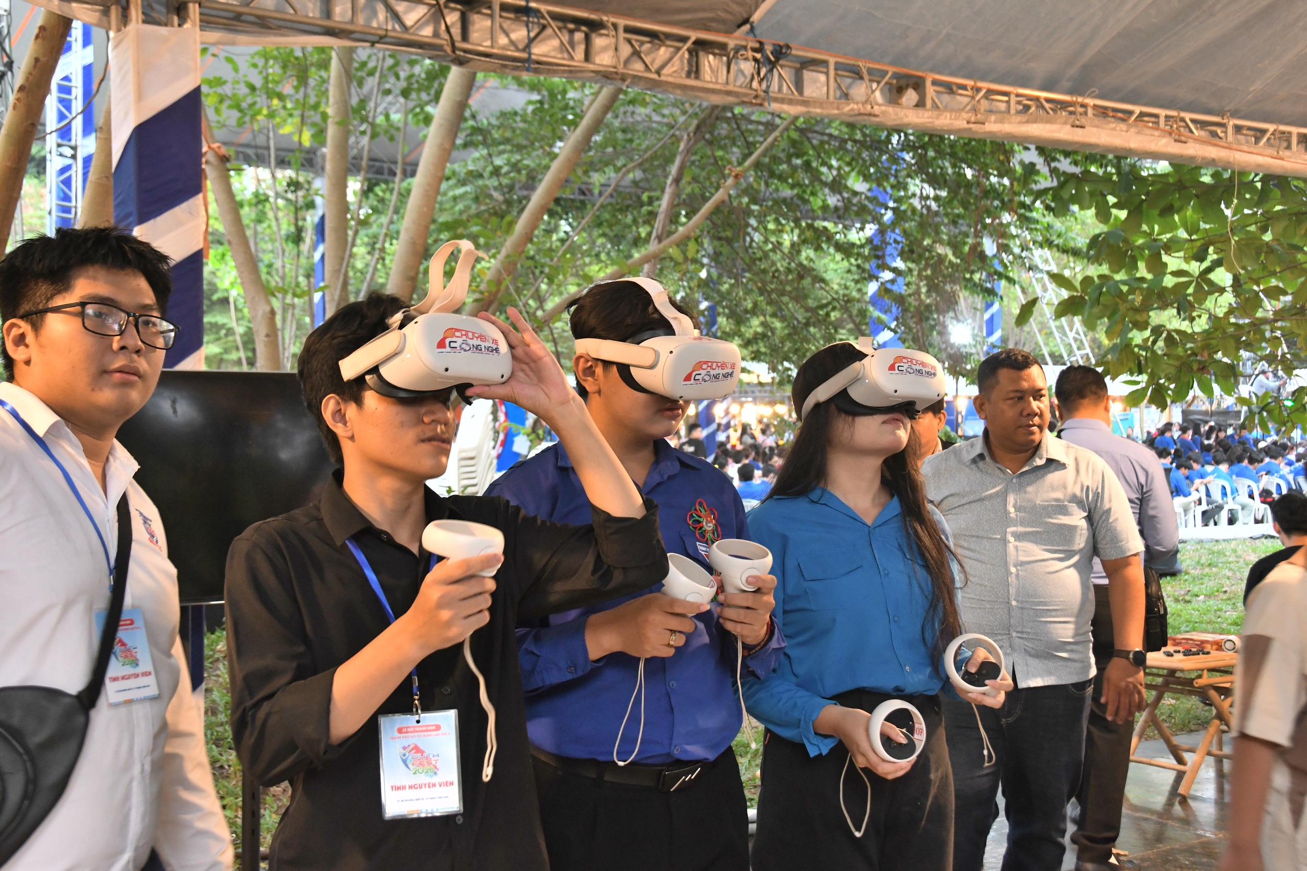 Mê mệt với lễ hội vừa sôi động, lại rất… chill- Ảnh 5. Mê mệt với lễ hội vừa sôi động, lại rất… chill- Ảnh 5.