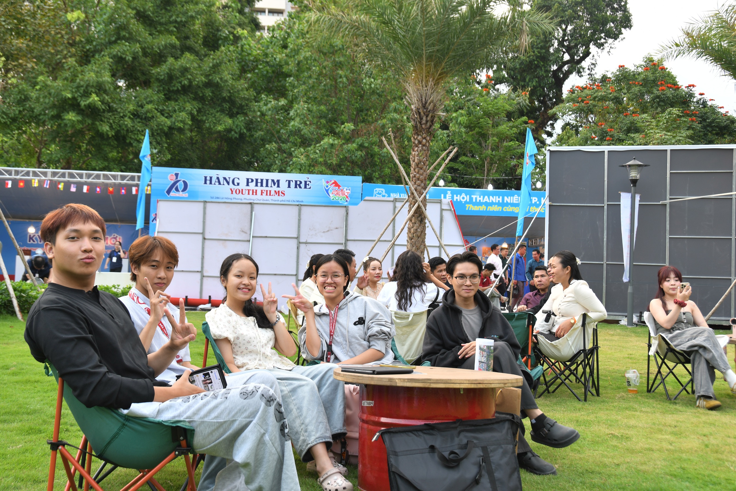 Mê mệt với lễ hội vừa sôi động, lại rất… chill- Ảnh 2. Mê mệt với lễ hội vừa sôi động, lại rất… chill- Ảnh 2.