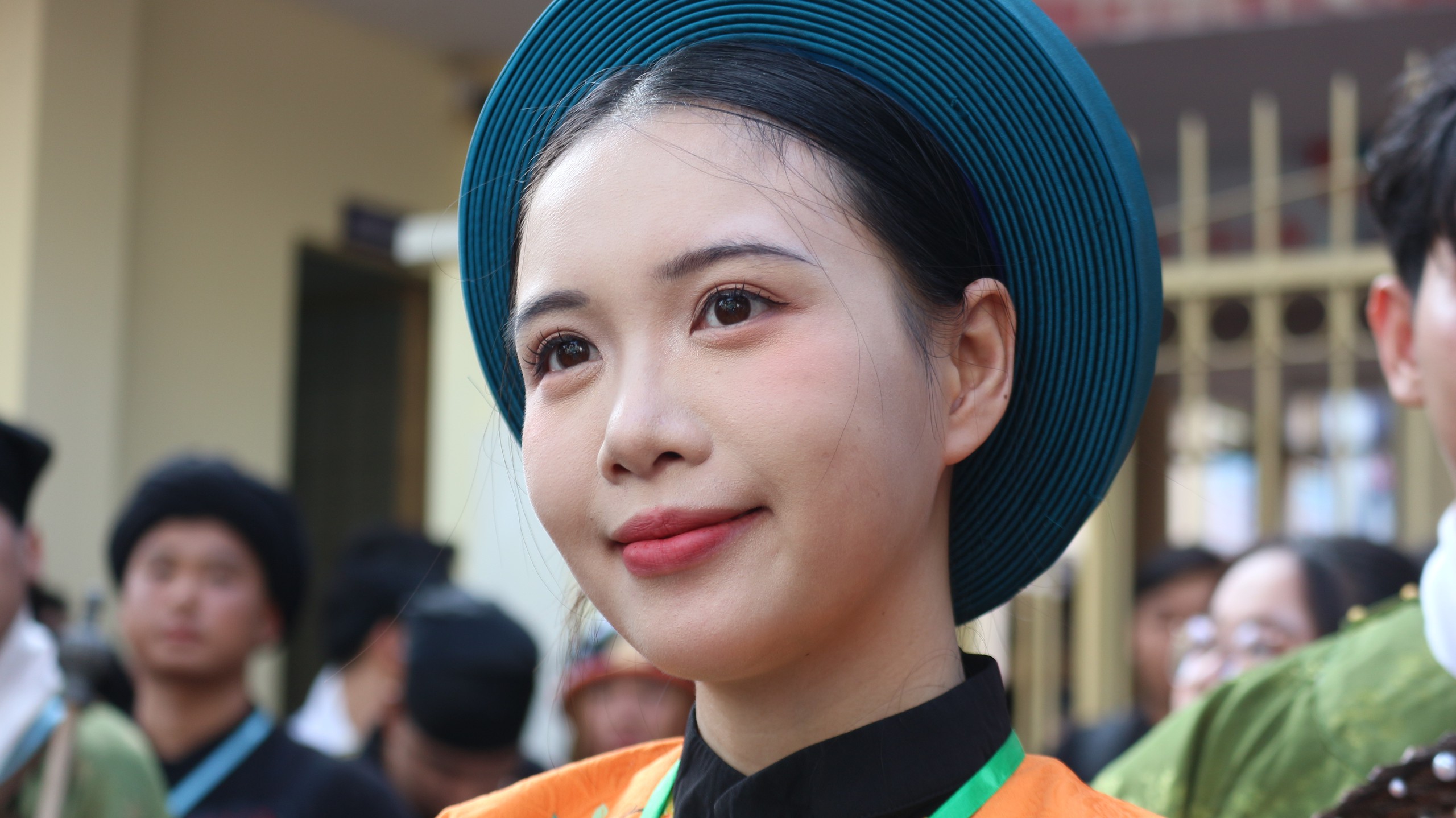 Dàn trai xinh gái đẹp bất ngờ phủ kín đường Võ Văn Tần, Pasteur... - Ảnh 11.