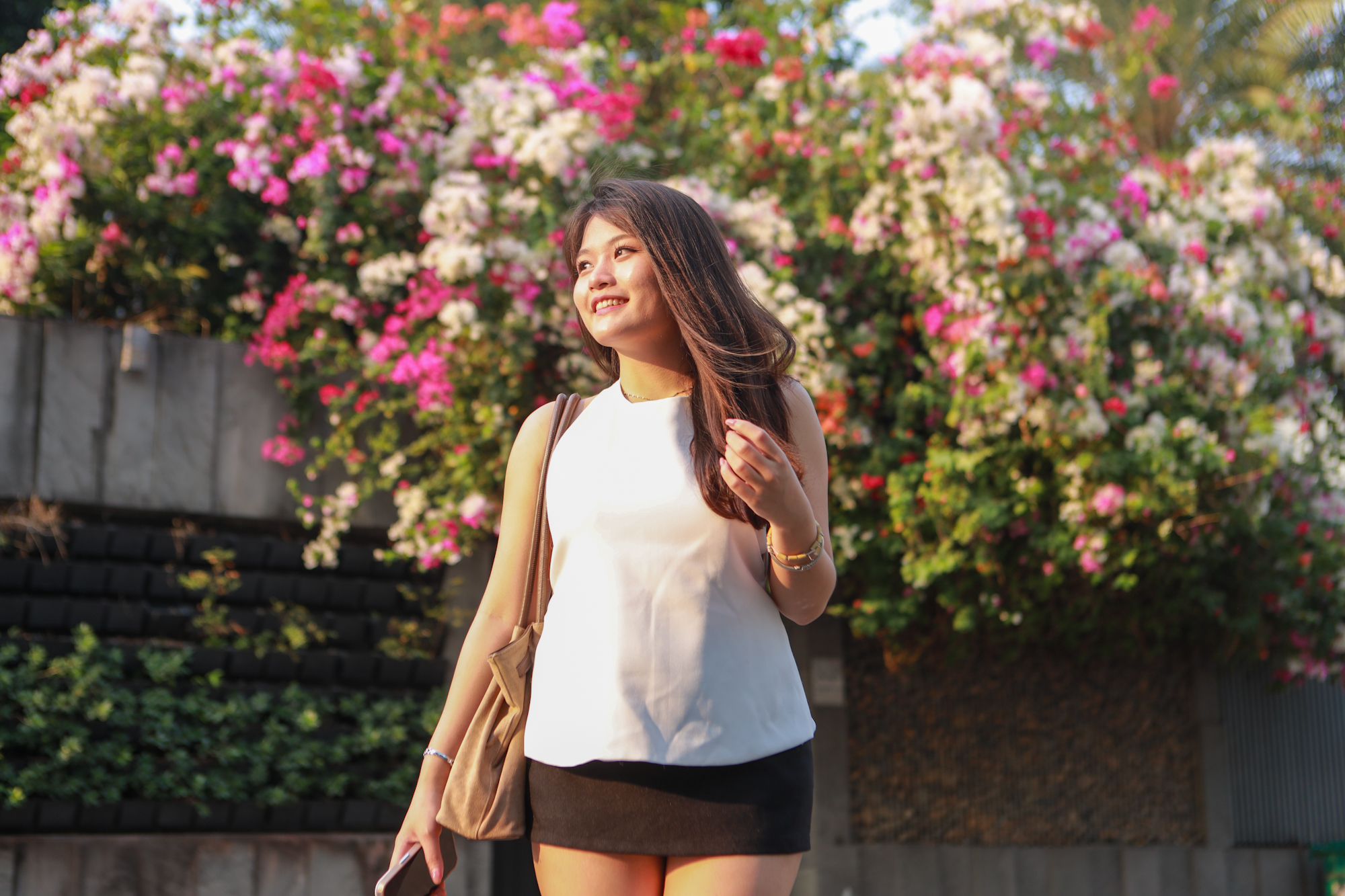 Hoa giấy nở rộ ở TP.HCM: 3 con đường l&ecirc;n h&igrave;nh cực đẹp - Ảnh 8.