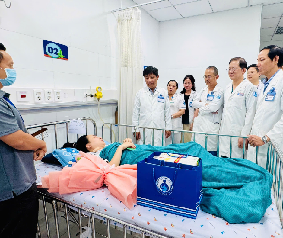 Mẹ hiến thận cứu con: 'Nỗi sợ lớn nhất l&agrave; kh&ocirc;ng thể mang lại điều tốt nhất cho con'- Ảnh 1.