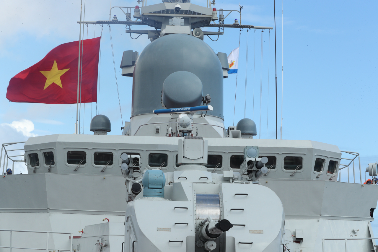 Tàu hộ vệ tên lửa 016-Quang Trung lần đầu tiên cập cảng Sydney- Ảnh 3. Tàu hộ vệ tên lửa 016-Quang Trung lần đầu tiên cập cảng Sydney- Ảnh 3.