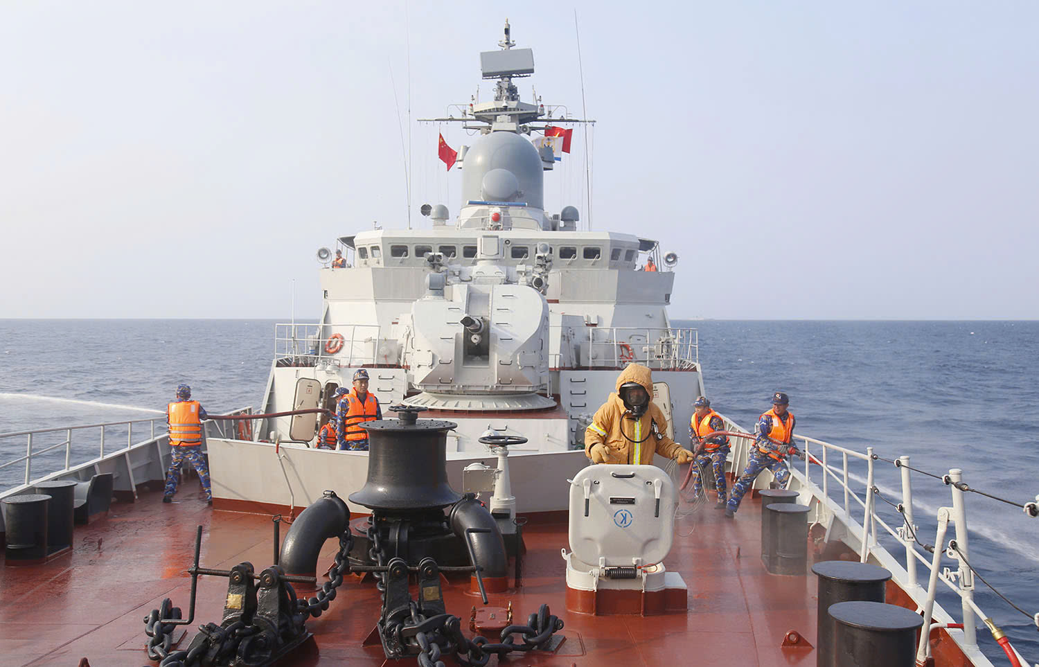 28 giờ Hải quân Việt Nam - Trung Quốc tuần tra, huấn luyện trên vịnh Bắc bộ- Ảnh 10.