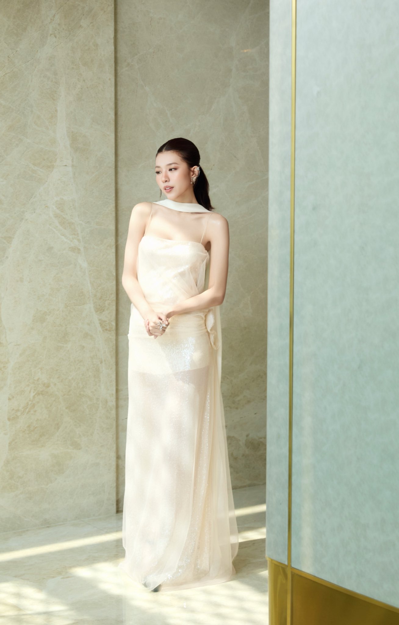 Nhan sắc Lamoon - ca sĩ đang g&acirc;y x&ocirc;n xao mạng x&atilde; hội- Ảnh 4.