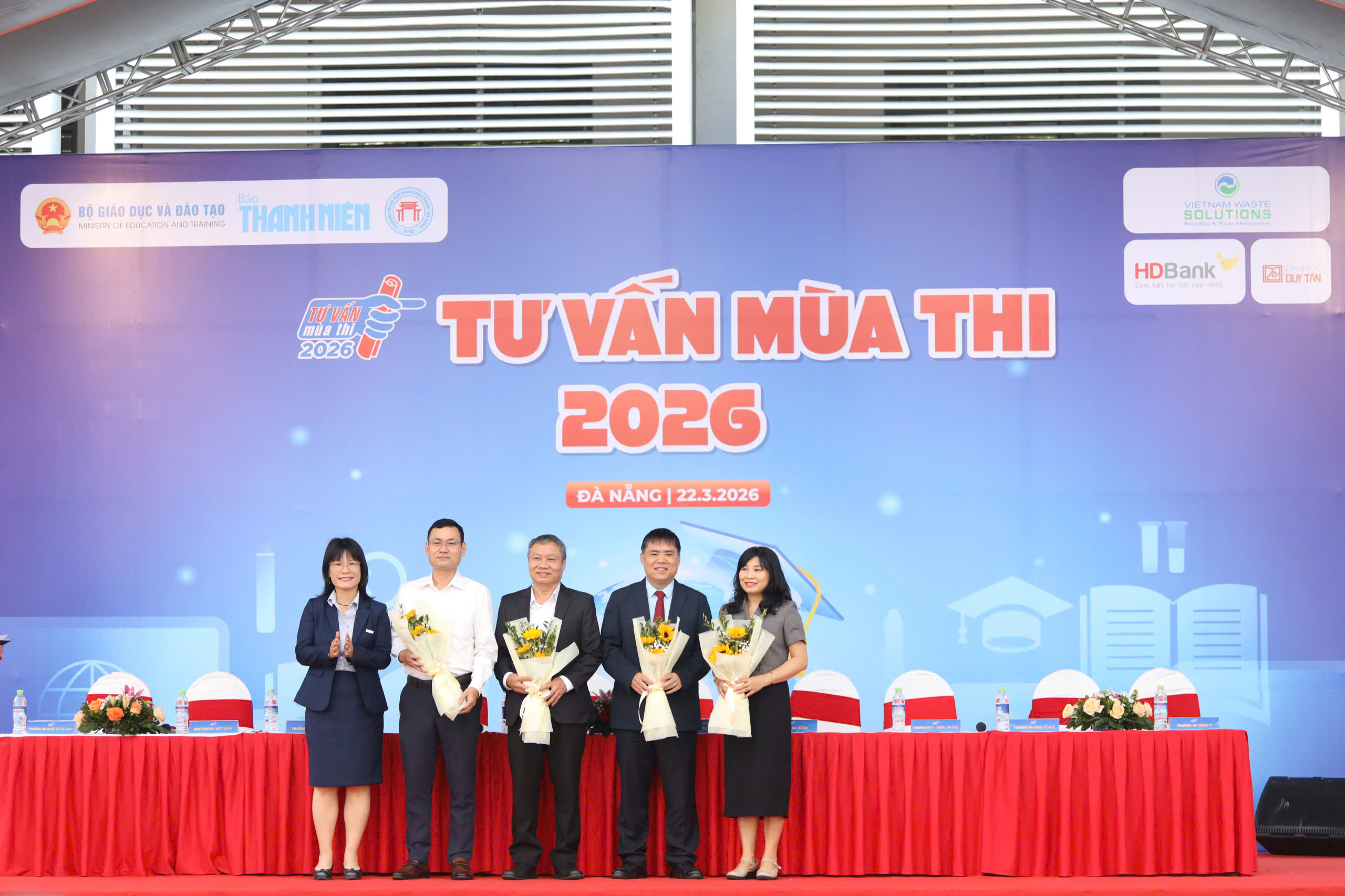 X&eacute;t tuyển ĐH: Liệu c&oacute; c&ocirc;ng thức 'v&agrave;ng' để tr&uacute;ng tuyển ngay nguyện vọng đầu ti&ecirc;n? - Ảnh 8.