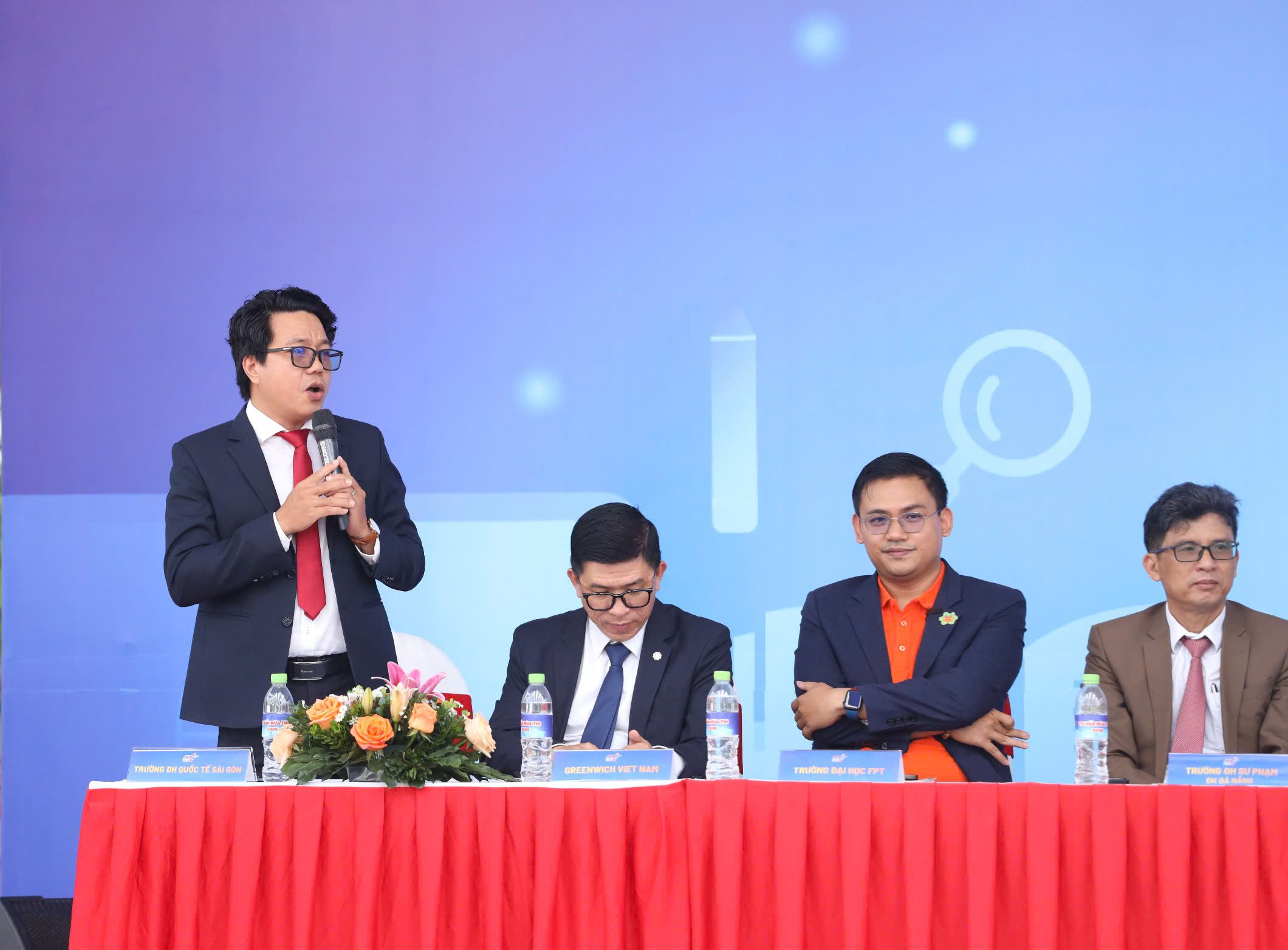 X&eacute;t tuyển ĐH: Liệu c&oacute; c&ocirc;ng thức 'v&agrave;ng' để tr&uacute;ng tuyển ngay nguyện vọng đầu ti&ecirc;n? - Ảnh 16.