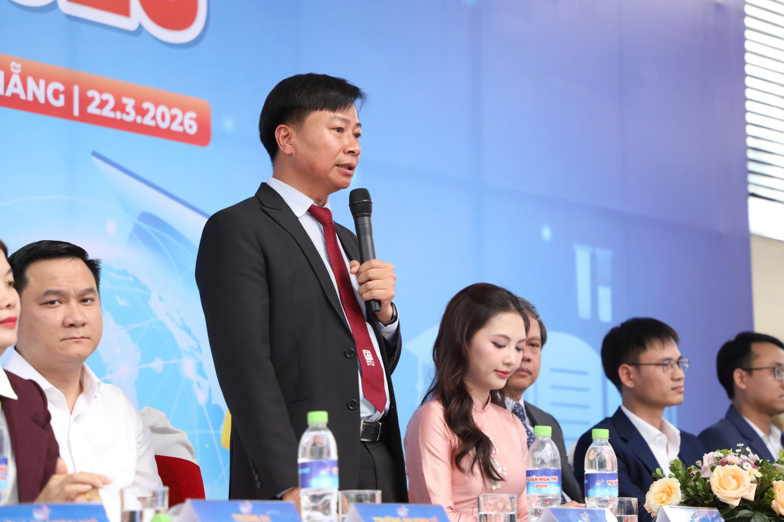 Tuyển sinh ĐH 2026: Phương thức x&eacute;t tuyển n&agrave;o c&oacute; nhiều lợi thế? - Ảnh 13.