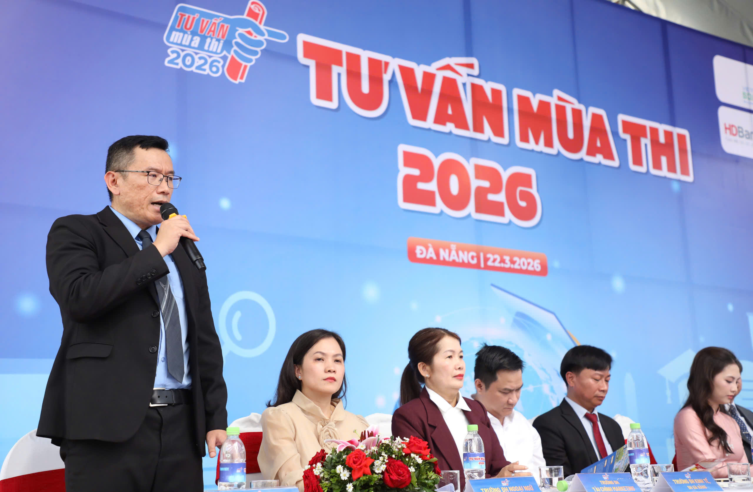 Tuyển sinh ĐH 2026: Phương thức x&eacute;t tuyển n&agrave;o c&oacute; nhiều lợi thế? - Ảnh 11.