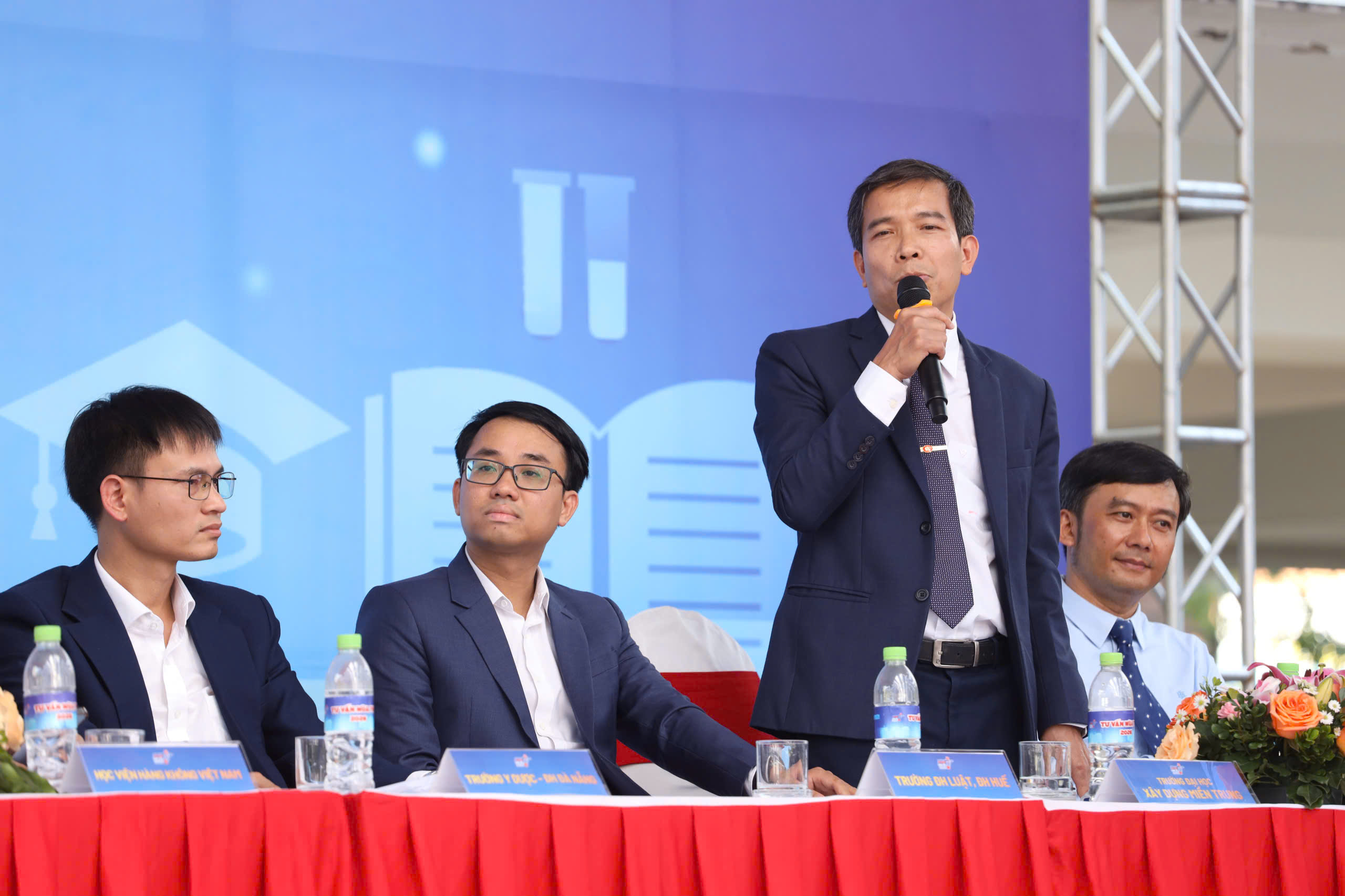 Tuyển sinh ĐH 2026: Phương thức x&eacute;t tuyển n&agrave;o c&oacute; nhiều lợi thế? - Ảnh 11.