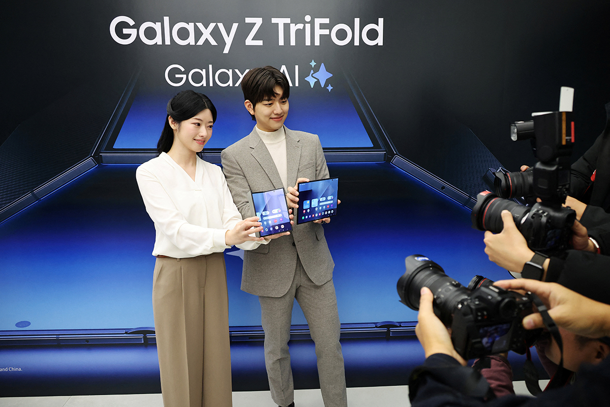'Cú ngã' của Galaxy Z TriFold lại có lợi cho Samsung? - Ảnh 1.