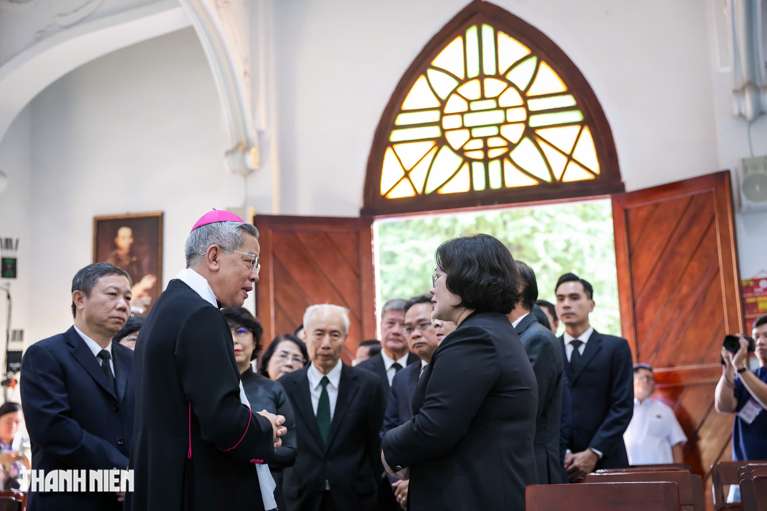 Lãnh đạo TP.HCM viếng Đức Hồng y Gioan Baotixita Phạm Minh Mẫn- Ảnh 8. Lãnh đạo TP.HCM viếng Đức Hồng y Gioan Baotixita Phạm Minh Mẫn- Ảnh 8.