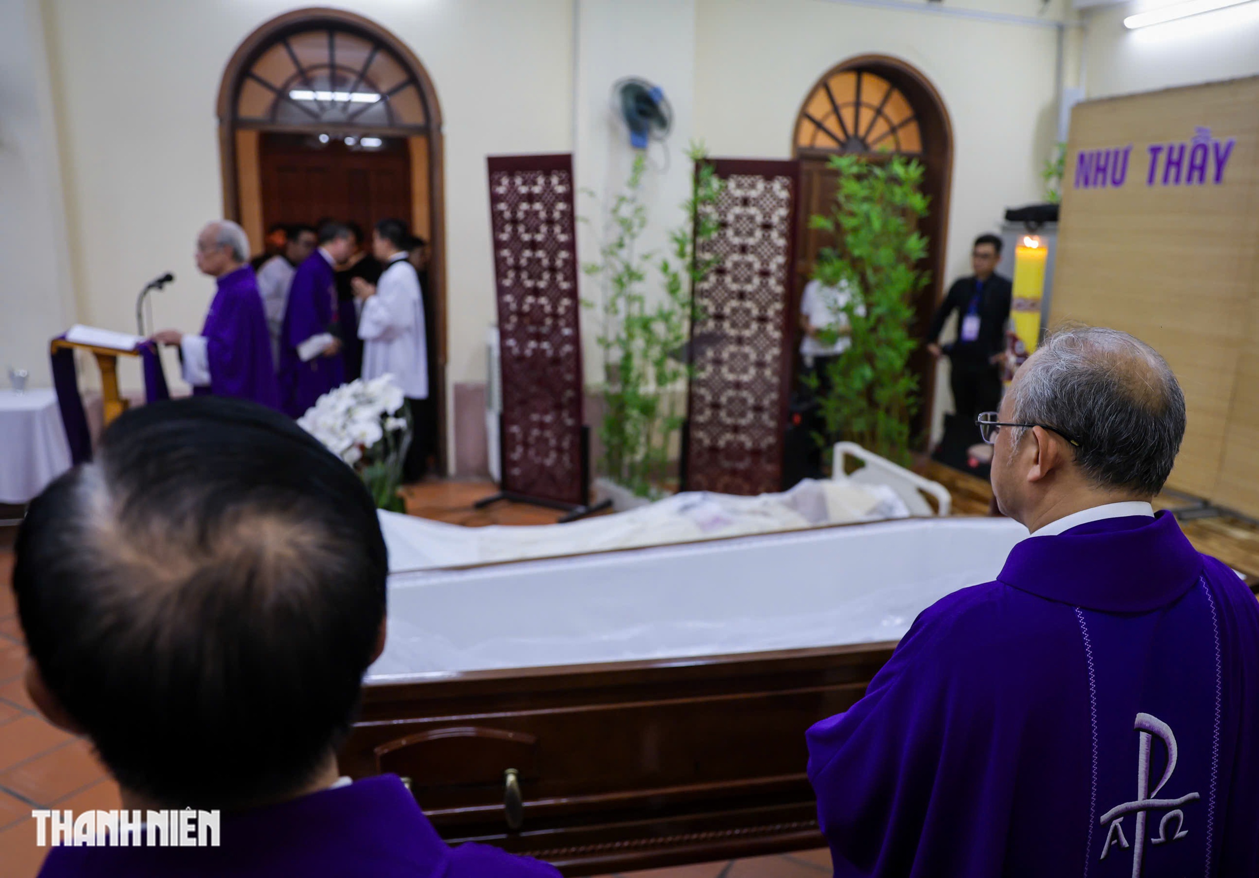 Tôn nghiêm nghi thức tẩn liệm Đức Hồng y Gioan Baotixita Phạm Minh Mẫn- Ảnh 1. Tôn nghiêm nghi thức tẩn liệm Đức Hồng y Gioan Baotixita Phạm Minh Mẫn- Ảnh 1.