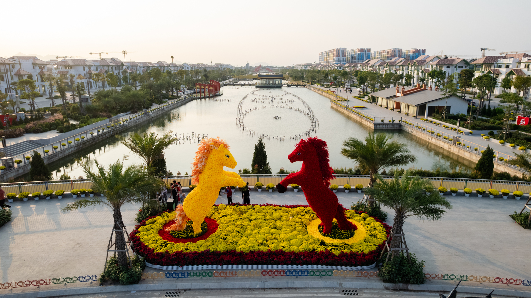 H&agrave;nh tr&igrave;nh 19 năm 'đ&aacute;nh thức' những v&ugrave;ng đất, đưa du lịch Việt tỏa s&aacute;ng rực rỡ- Ảnh 5.