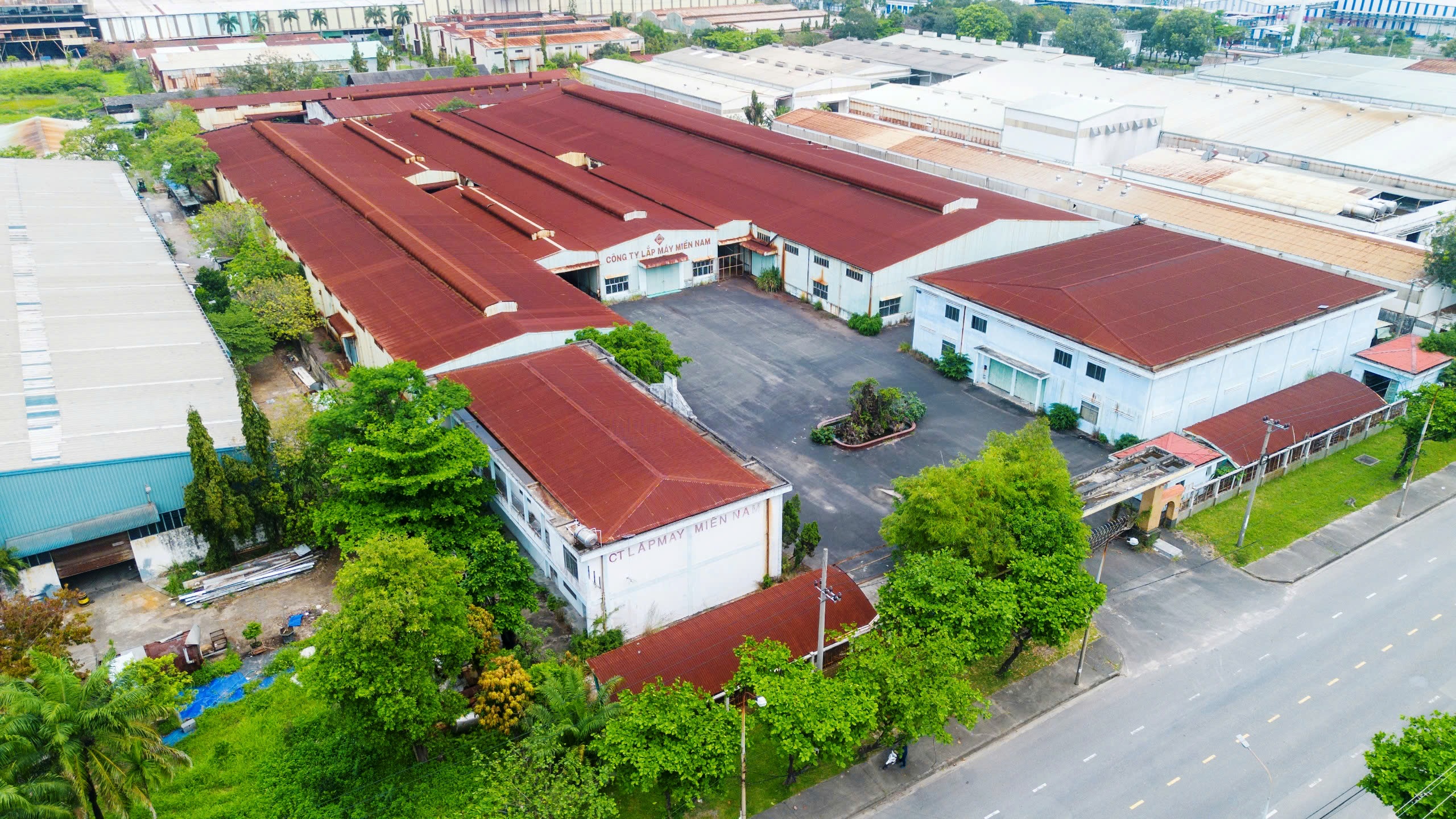 Khối tài sản 81 tỉ đồng của Huy 'máy nổ' sắp được đưa ra đấu giá- Ảnh 1. Khối tài sản 81 tỉ đồng của Huy 'máy nổ' sắp được đưa ra đấu giá- Ảnh 1.