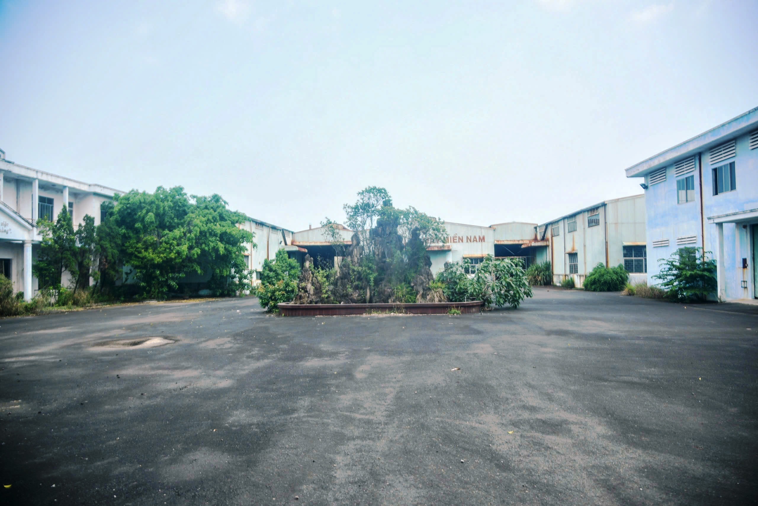 Khối tài sản 81 tỉ đồng của Huy 'máy nổ' sắp được đưa ra đấu giá- Ảnh 17. Khối tài sản 81 tỉ đồng của Huy 'máy nổ' sắp được đưa ra đấu giá- Ảnh 17.