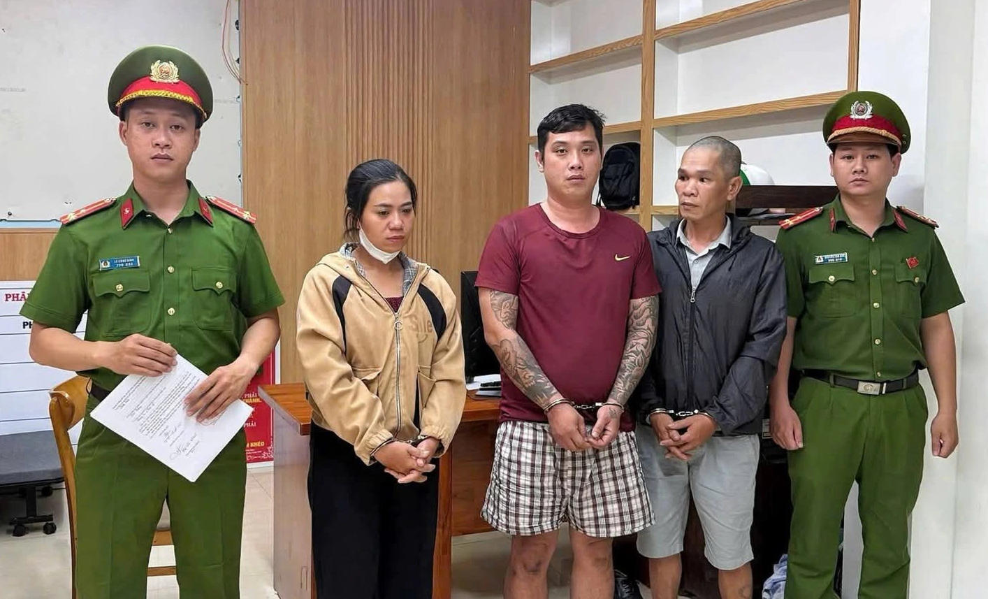 Công an mật phục,phá đường dây trộm xe máy do cặp nam nữ 'hành nghề' về đêm- Ảnh 1.