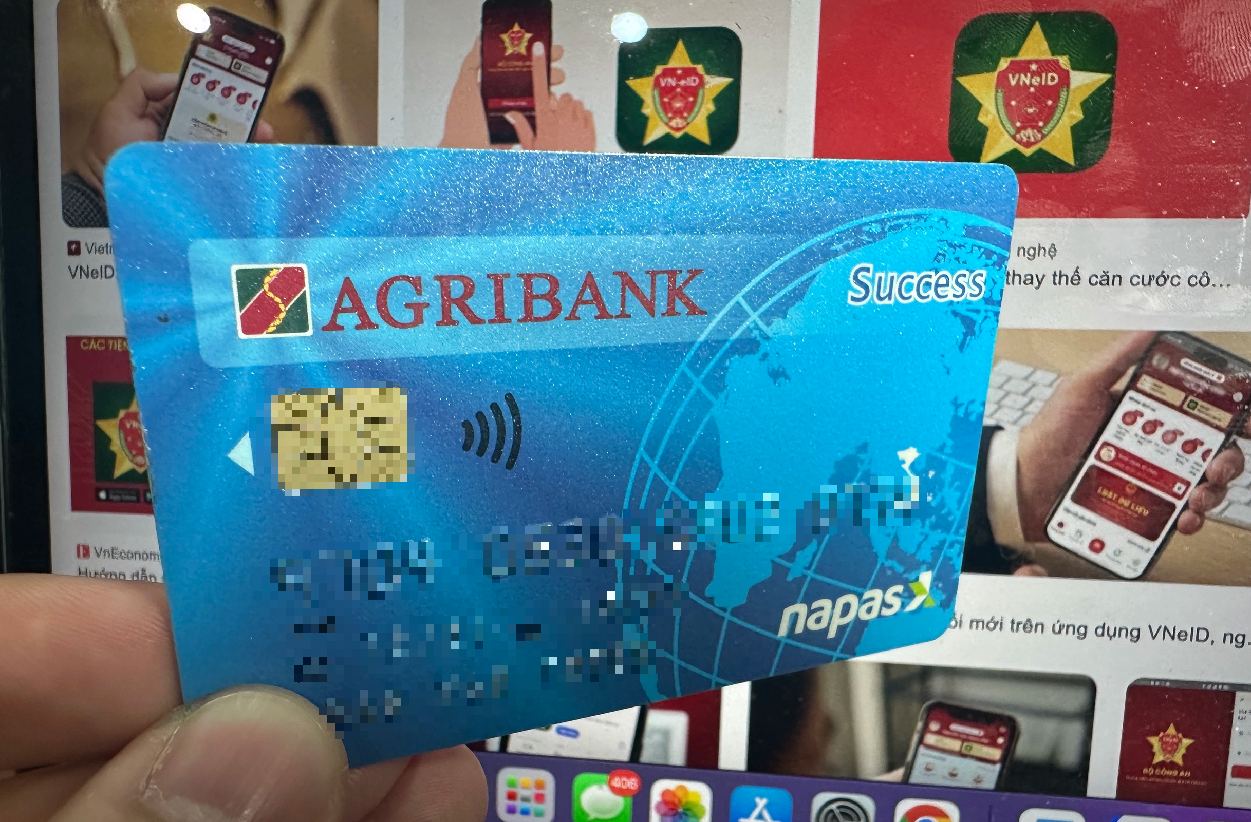 Đề xuất phạt đến 100 triệu đồng nếu duy trì tài khoản ngân hàng bằng định danh giả mạo - Ảnh 1.