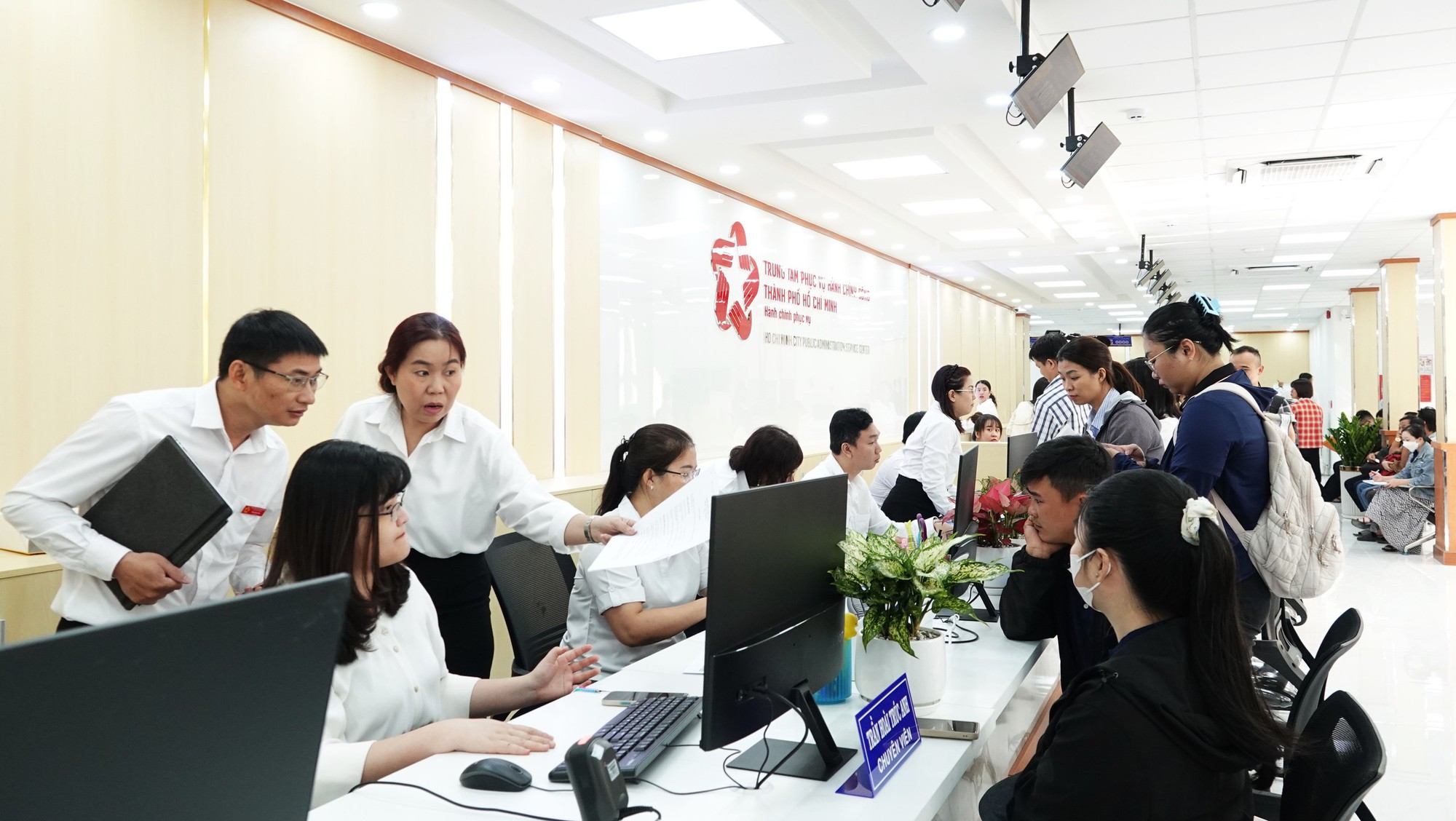 Luật Đ&ocirc; thị đặc biệt cho TP.HCM: Những điểm nghẽn cần gỡ sớm - Ảnh 2.