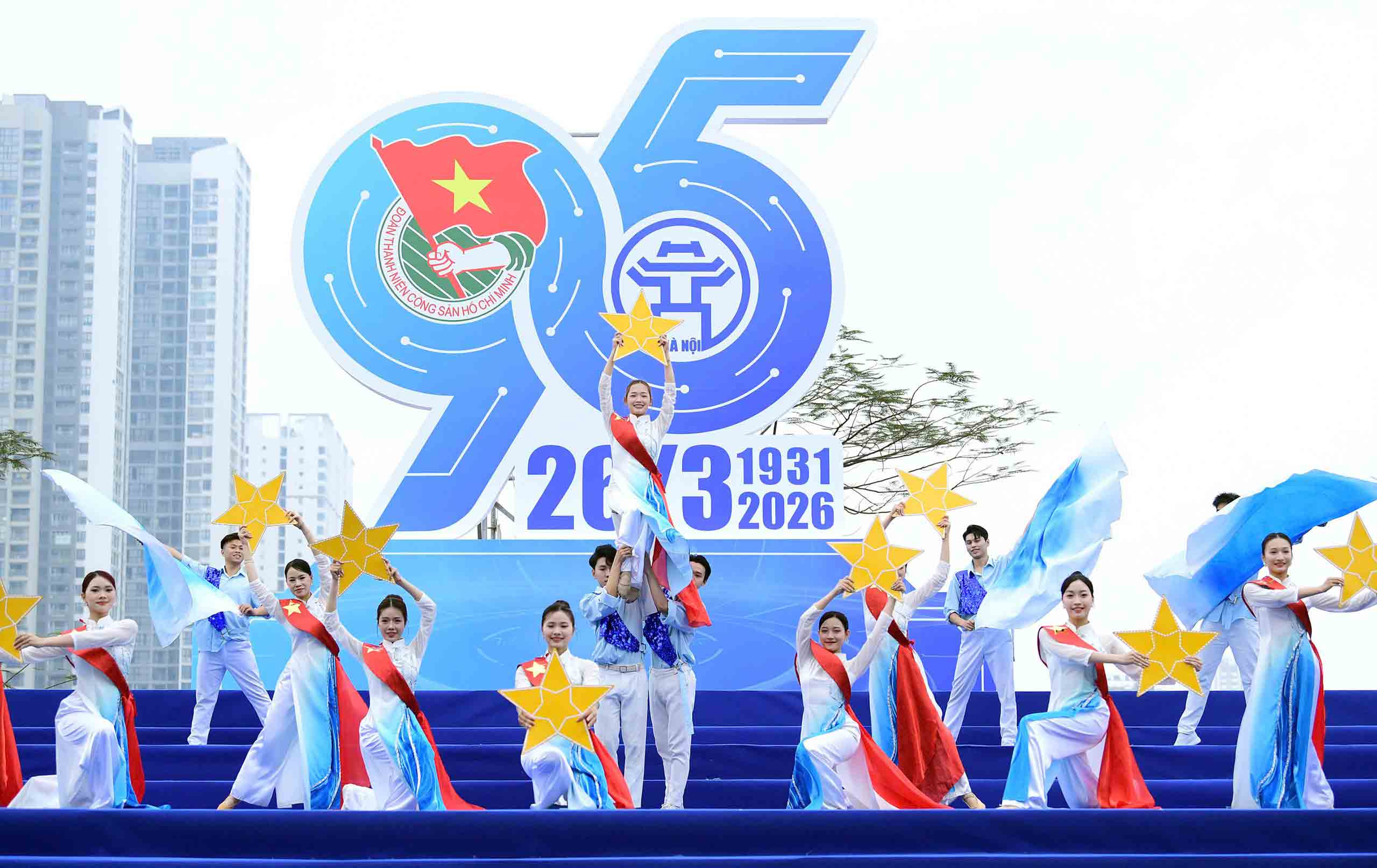 Giới trẻ việt nam: Tiên phong xây dựng tương lai đất nước trong kỷ nguyên mới 2026 - Ảnh 1. Giới trẻ việt nam: Tiên phong xây dựng tương lai đất nước trong kỷ nguyên mới 2026 - Ảnh 1.