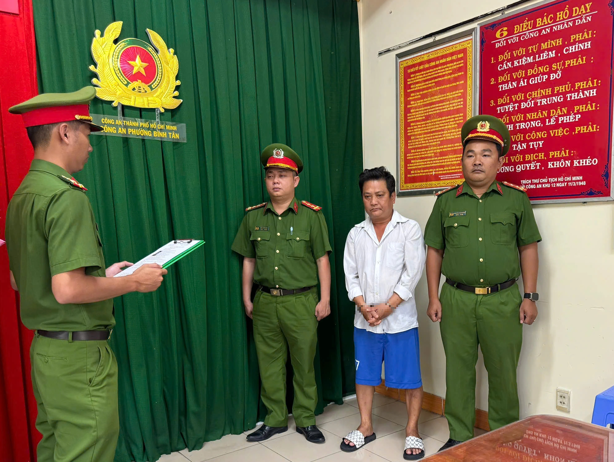 TP.HCM: Bắt tạm giam đối tượng chuyên trộm chó, từng thực hiện nhiều vụ trót lọt - Ảnh 1.