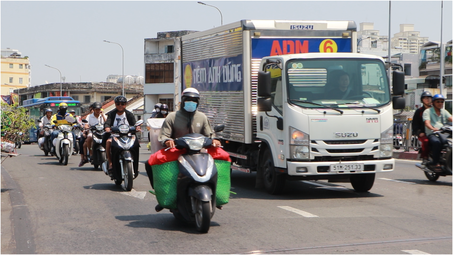 TP.HCM triển khai dự &aacute;n cầu đường B&igrave;nh Ti&ecirc;n, người d&acirc;n mong sớm tho&aacute;t cảnh đi v&ograve;ng - Ảnh 3.