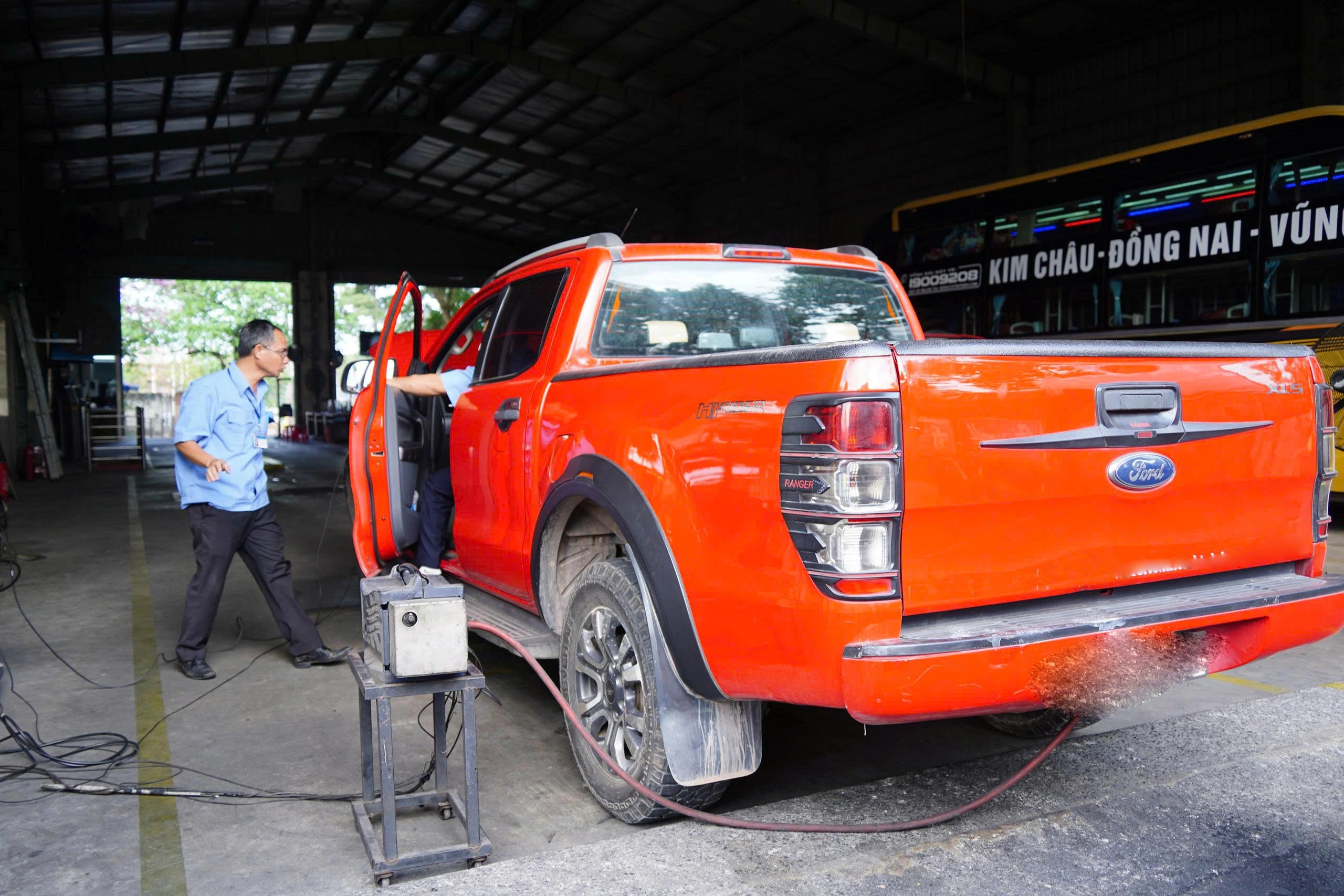 Đề xuất ô tô độ nội thất , ngọai thất vẫn được đăng kiểm năm 2026 - Ảnh 1.