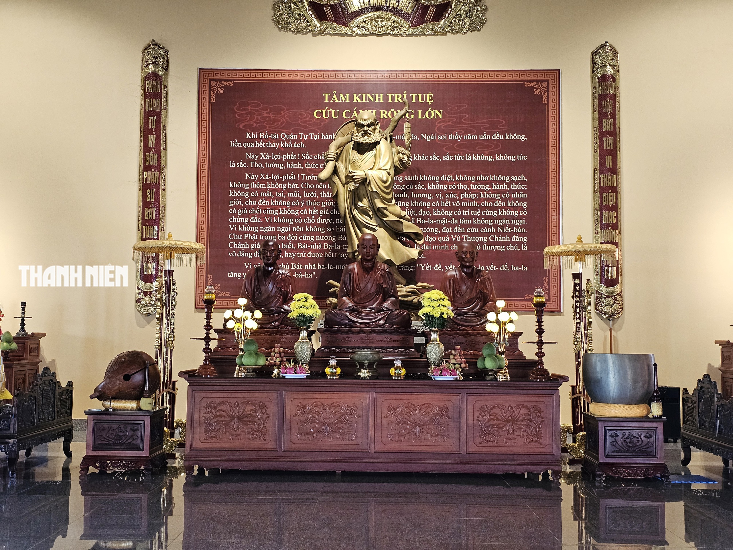 Thiền viện Tr&uacute;c l&acirc;m Ph&uacute; Y&ecirc;n tr&ecirc;n n&uacute;i cao 400 m: Nh&igrave;n trọn n&uacute;i Ch&oacute;p Ch&agrave;i v&agrave; biển Tuy H&ograve;a- Ảnh 7.