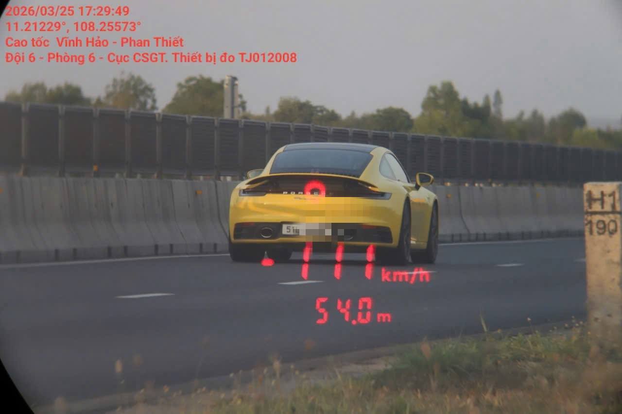 Cao tốc 90 km/giờ, tài xế 'phi như bay' tới 142 km/giờ bị CSGT xử lý - Ảnh 3.
