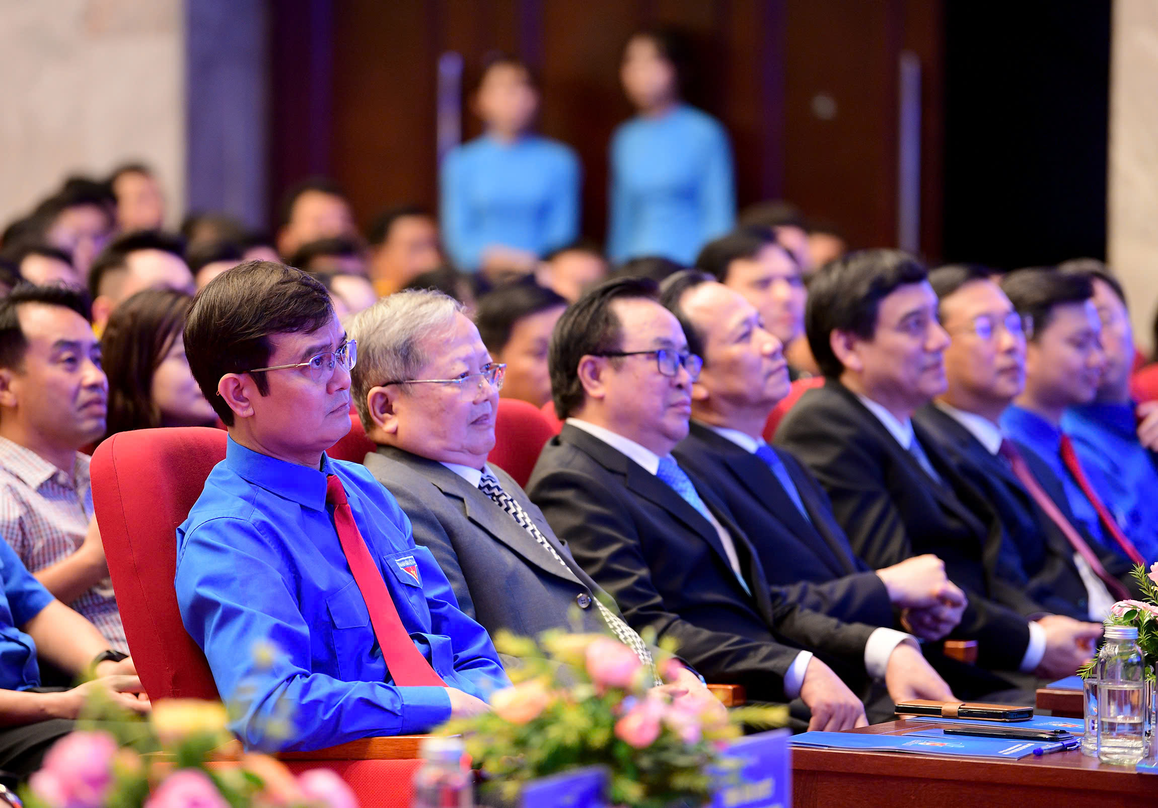 Thanh niên với Đoàn TNCS Hồ Chí Minh góp sức phát triển đất nước năm 2026 - Ảnh 1. Thanh niên với Đoàn TNCS Hồ Chí Minh góp sức phát triển đất nước năm 2026 - Ảnh 1.