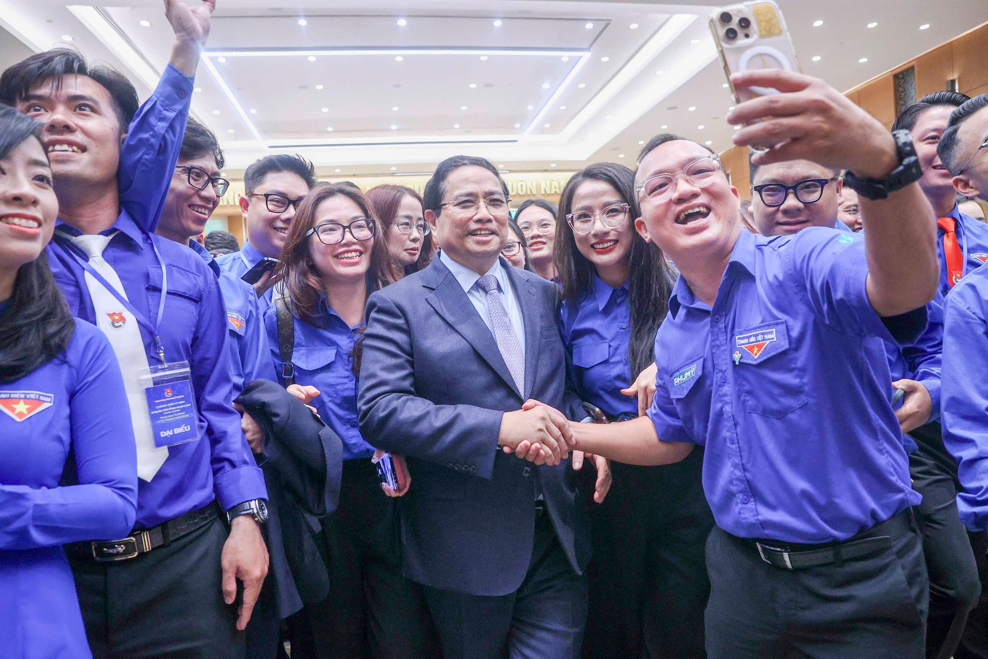 Thủ tướng Phạm Minh Ch&iacute;nh: Thanh ni&ecirc;n cần 6 ti&ecirc;n phong - Ảnh 2.