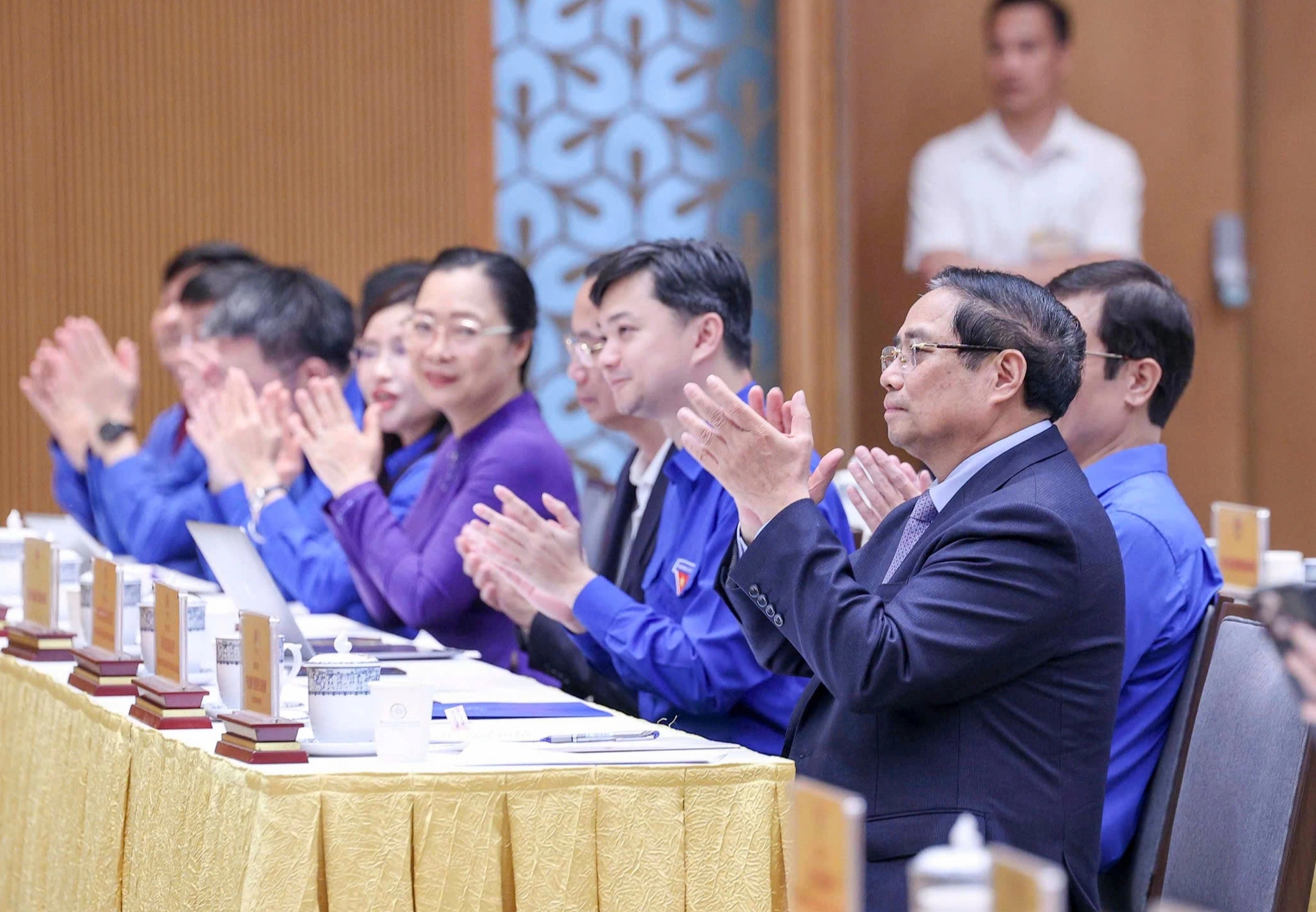 - Ảnh 2. - Ảnh 2.