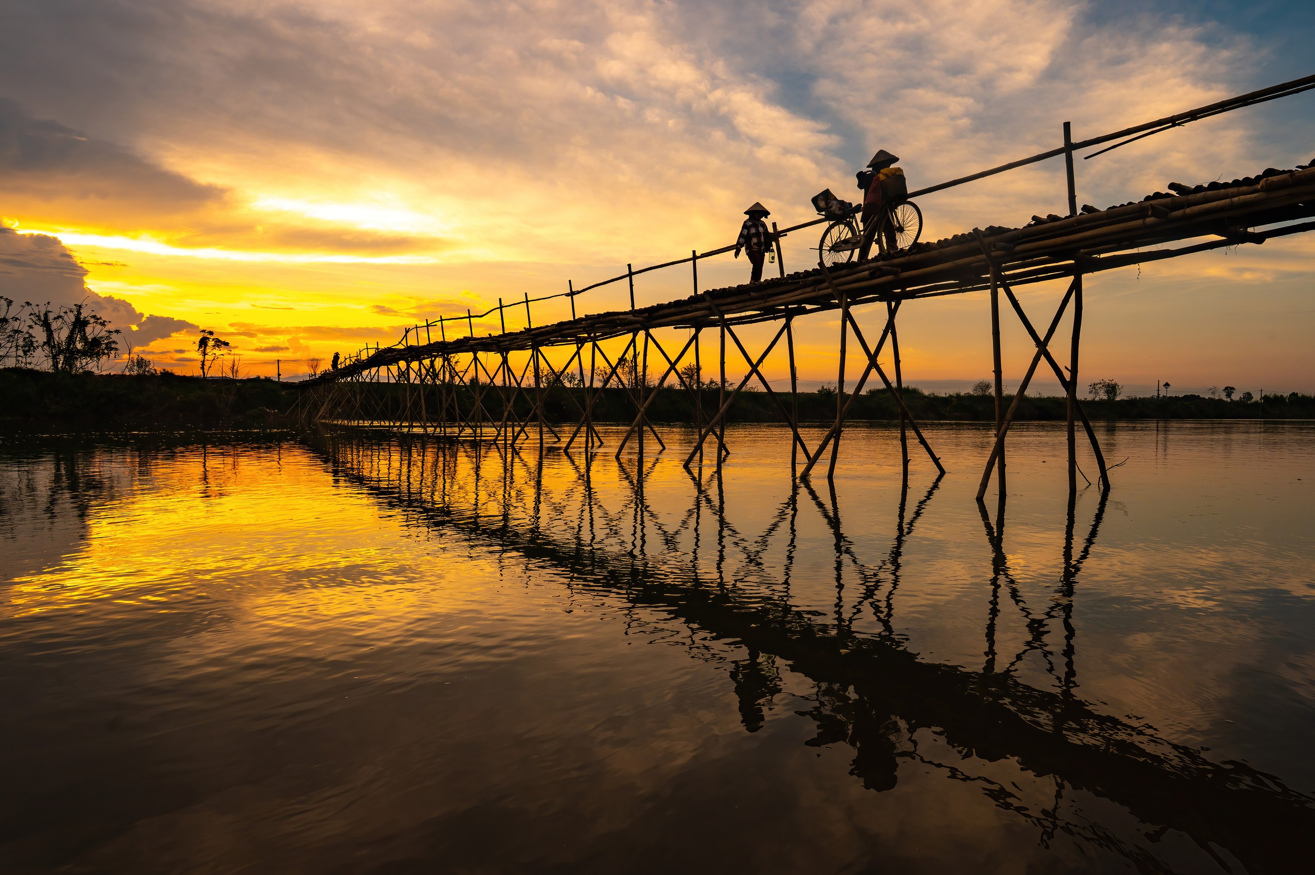 Khoảnh khắc b&igrave;nh y&ecirc;n nơi c&acirc;y cầu tre độc đ&aacute;o ở Đ&agrave; Nẵng - Ảnh 5.