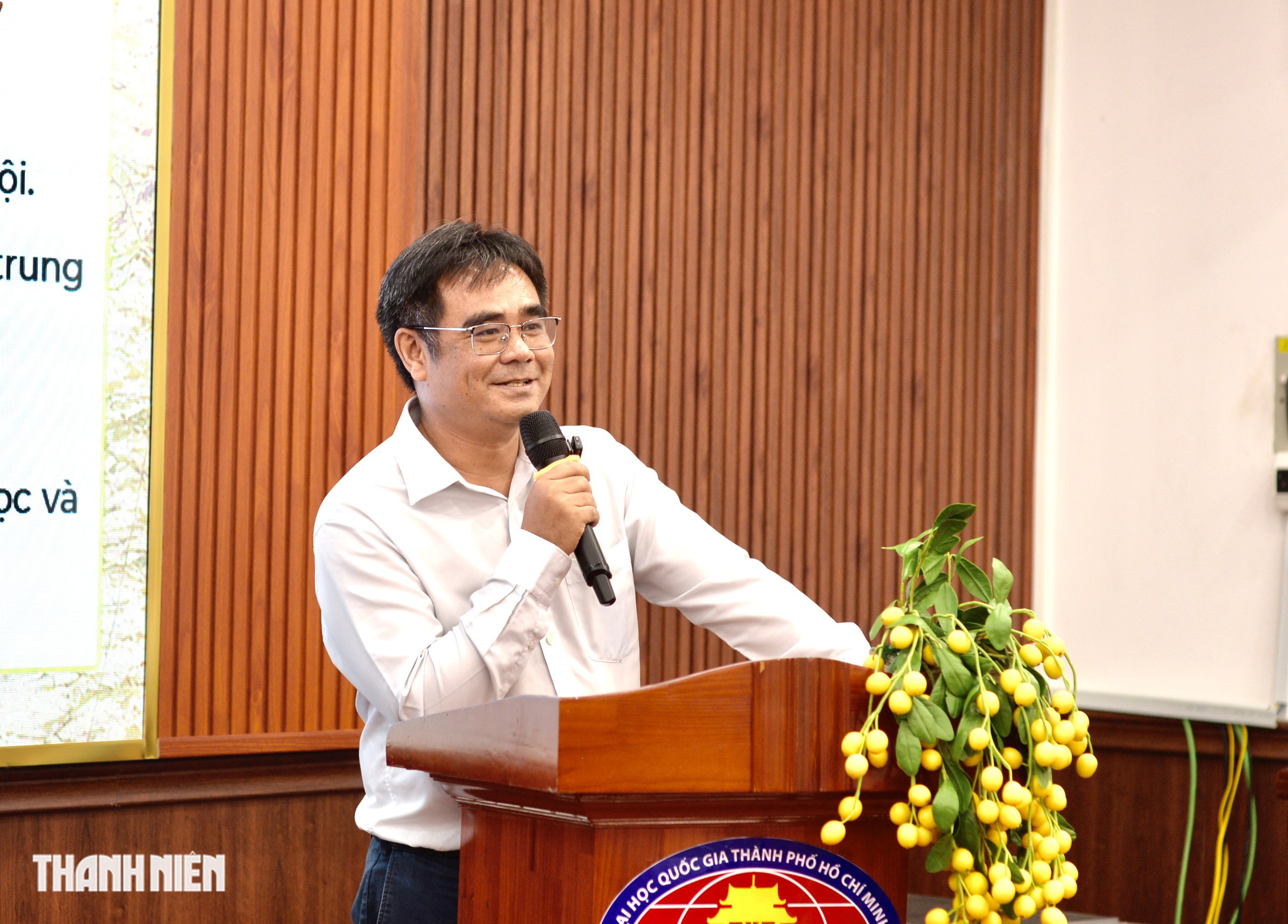 Giải mã nghề công tác xã hội: 'Lương là cho trước nhận sau' - Ảnh 1.