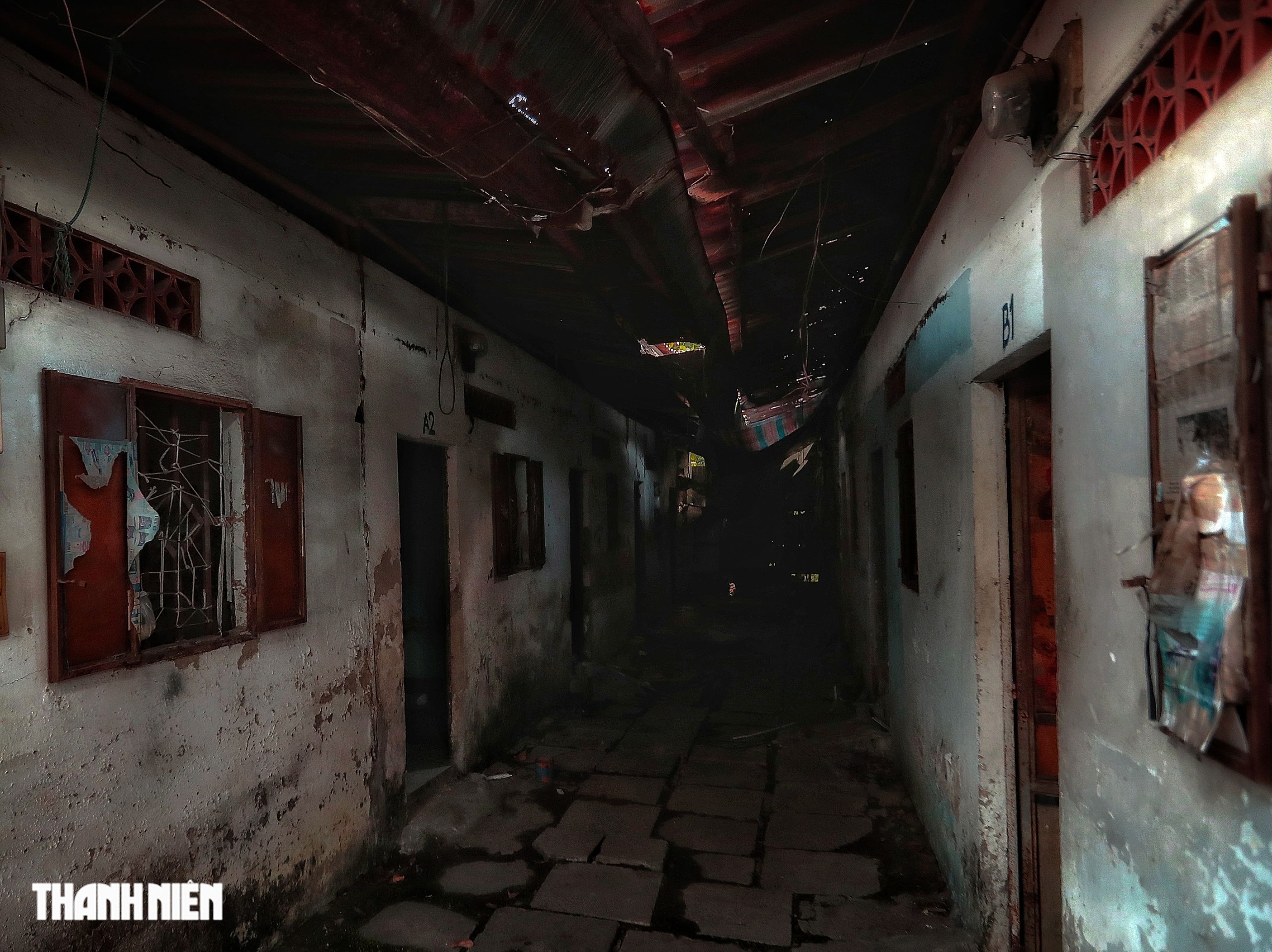 Cuộc sống tạm bợ bên trong Khu thể thao Rạch Chiếc chờ ngày hồi sinh- Ảnh 9. Cuộc sống tạm bợ bên trong Khu thể thao Rạch Chiếc chờ ngày hồi sinh- Ảnh 9.