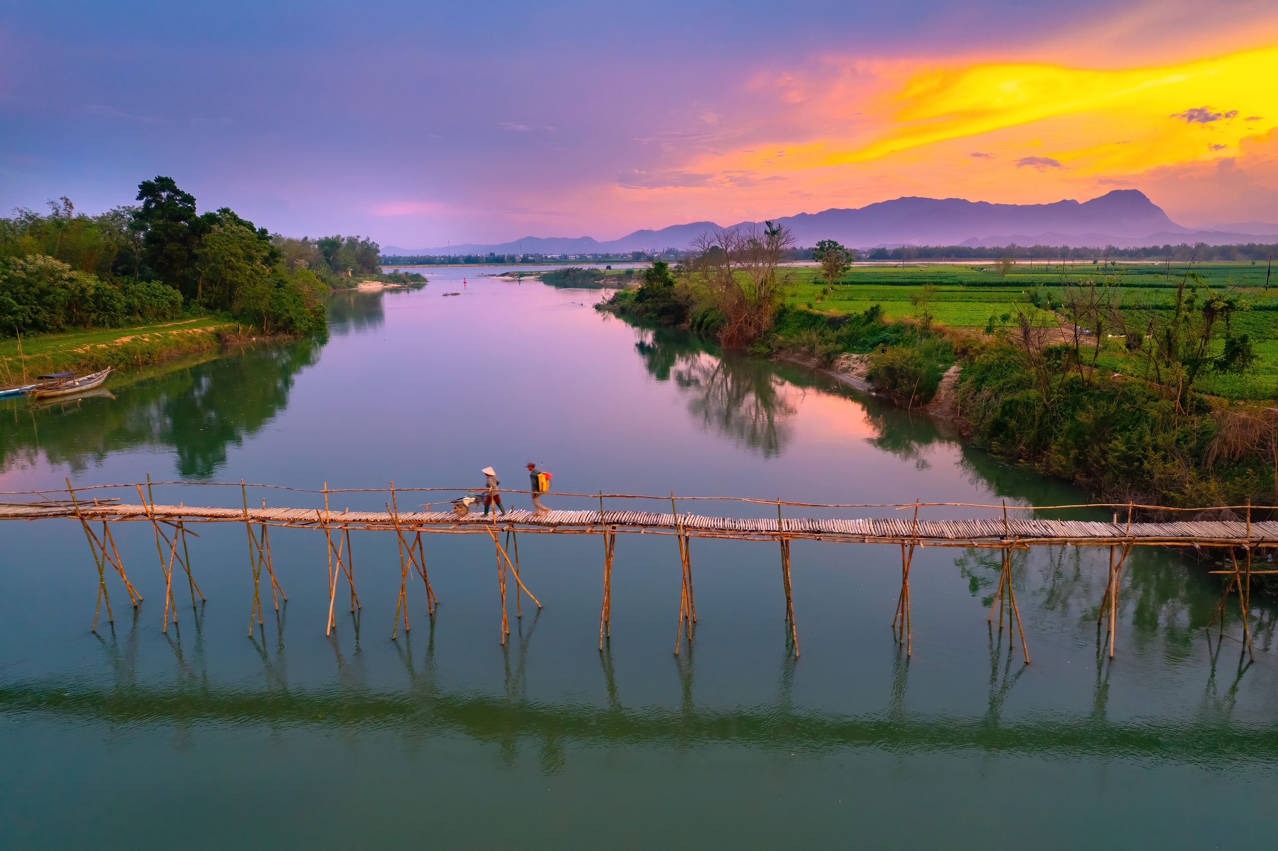 Khoảnh khắc b&igrave;nh y&ecirc;n nơi c&acirc;y cầu tre độc đ&aacute;o ở Đ&agrave; Nẵng - Ảnh 3.