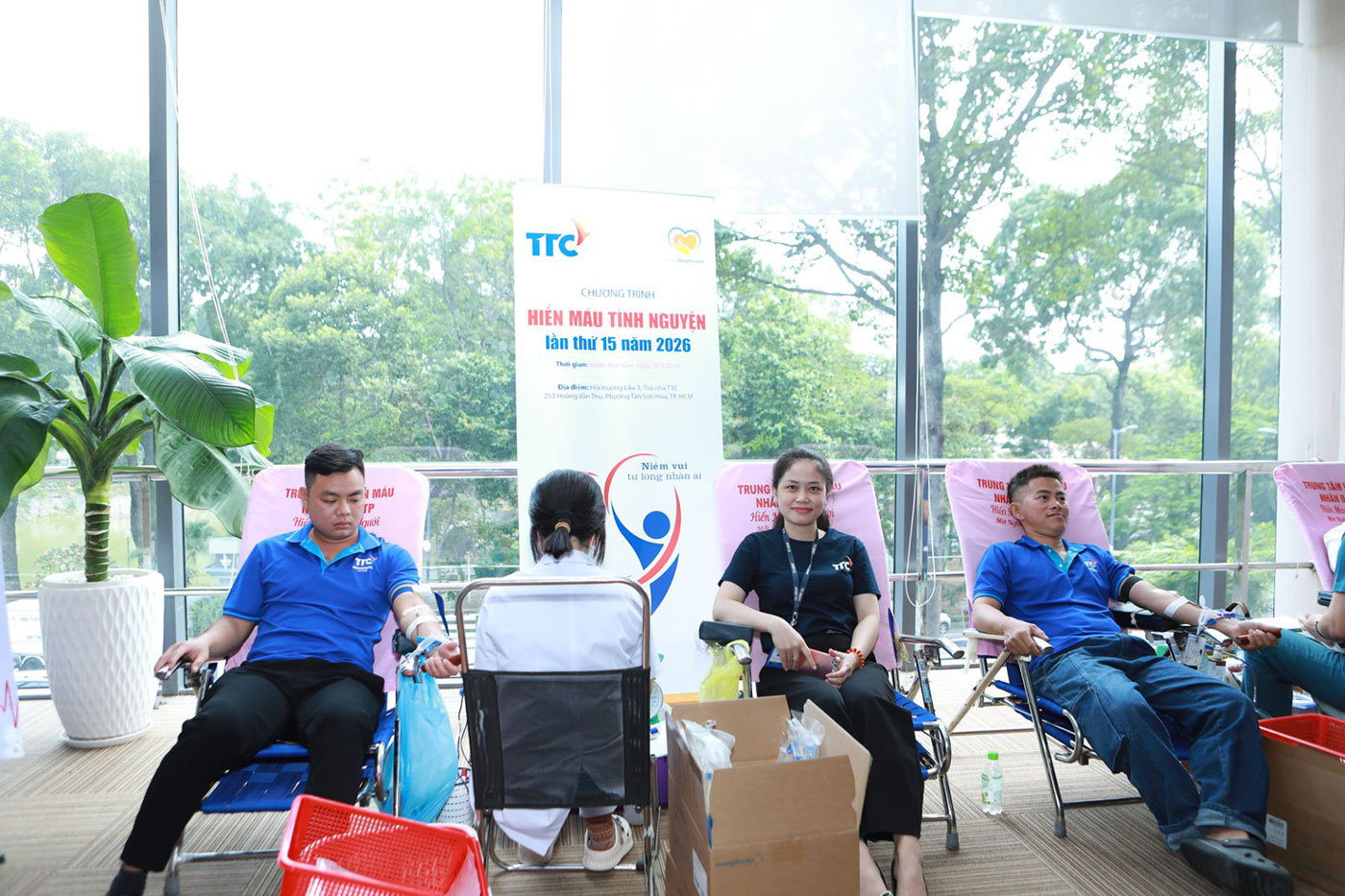 15 năm chương trình hiến máu tình nguyện ‘Niềm vui từ lòng nhân ái’ - Ảnh 5.