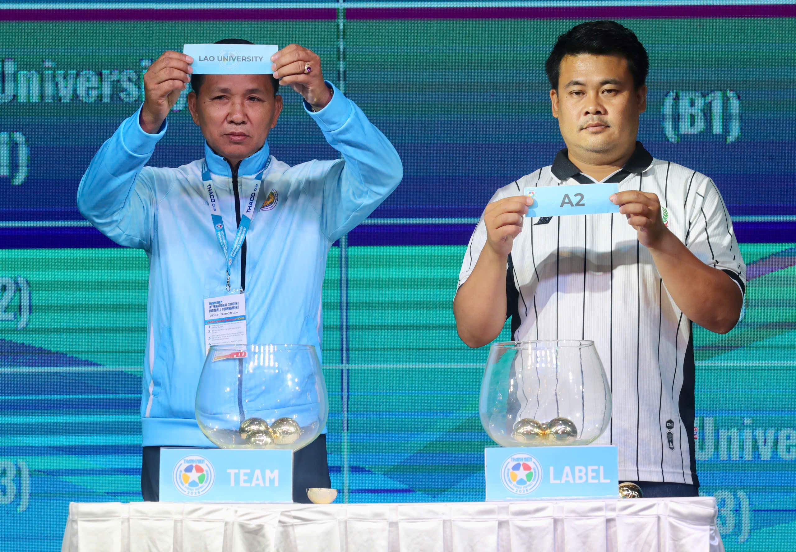 Trường ĐH L&agrave;o kh&ocirc;ng ngại &aacute;p lực, quyết giật v&eacute; chung kết- Ảnh 2.