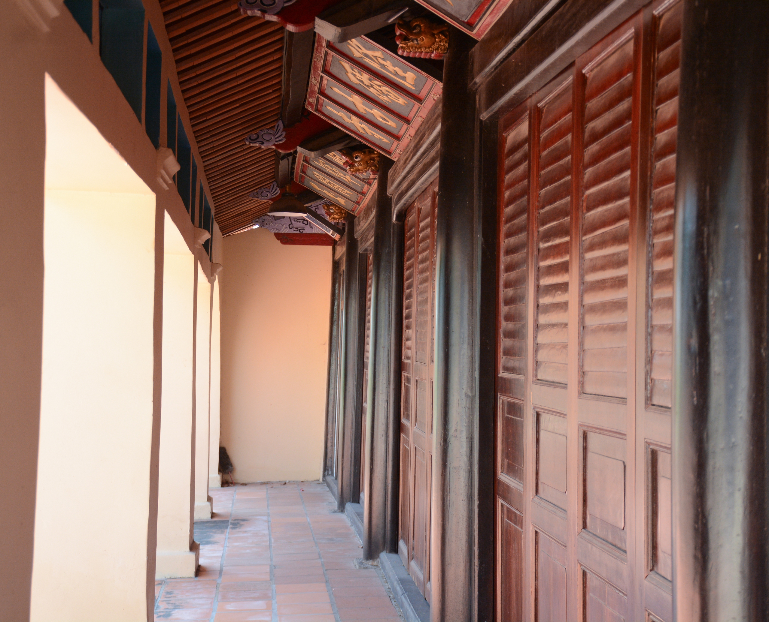 Ng&ocirc;i ch&ugrave;a hơn 180 năm tuổi Ở ch&acirc;n n&uacute;i th&ugrave;y V&acirc;n gắn liền truyền thuyết rồng nghỉ ch&acirc;n - Ảnh 8.