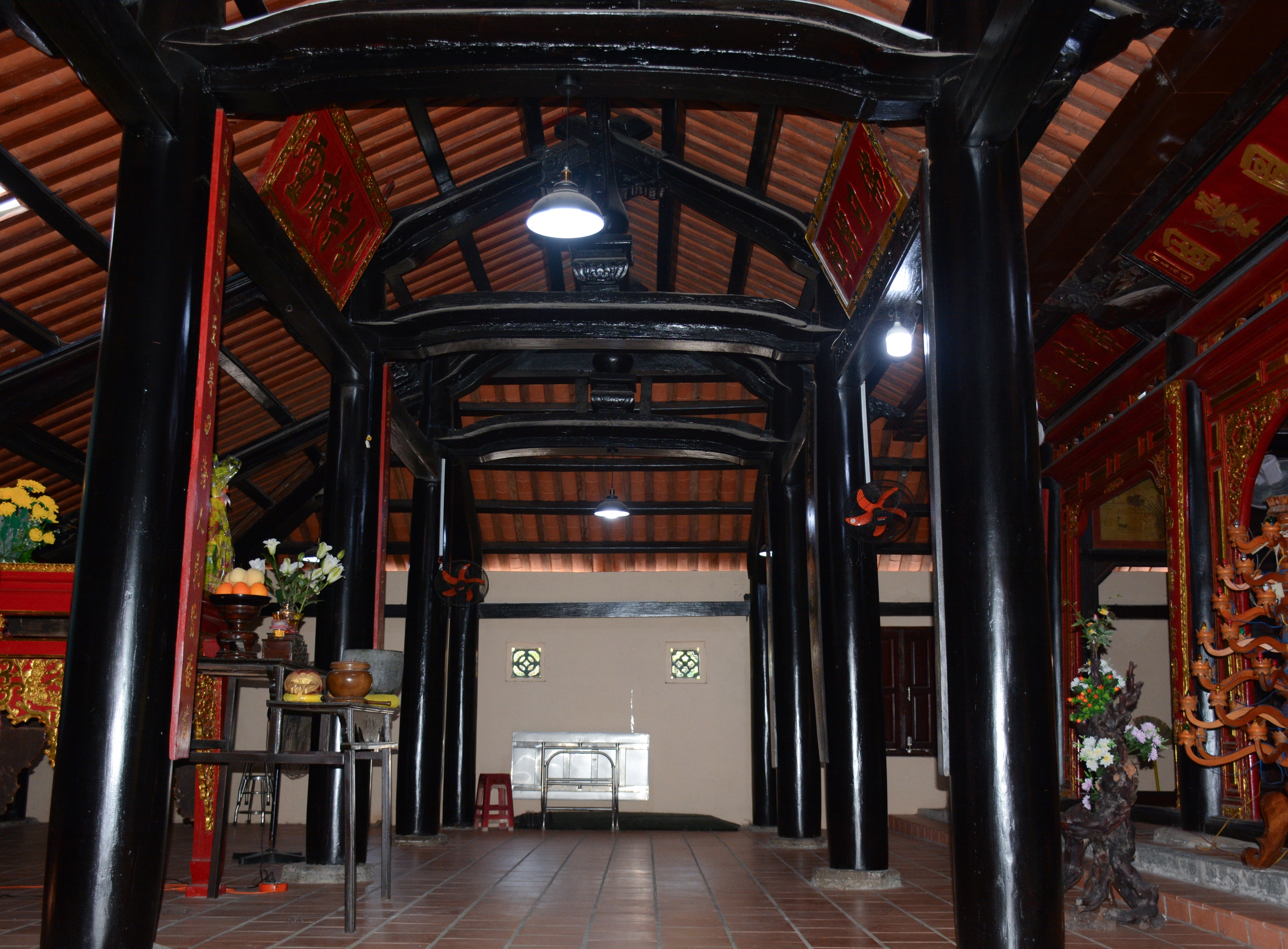 Ng&ocirc;i ch&ugrave;a hơn 180 năm tuổi Ở ch&acirc;n n&uacute;i th&ugrave;y V&acirc;n gắn liền truyền thuyết rồng nghỉ ch&acirc;n - Ảnh 6.