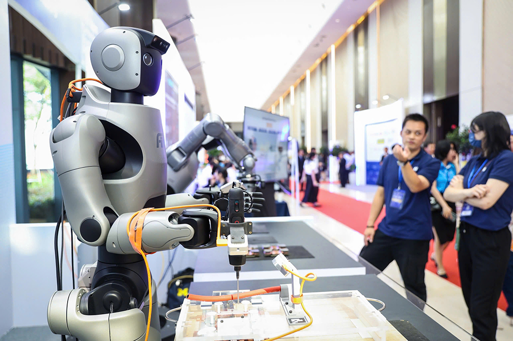 Quyết liệt tăng trưởng kinh tế cao và thực chất- Ảnh 1.