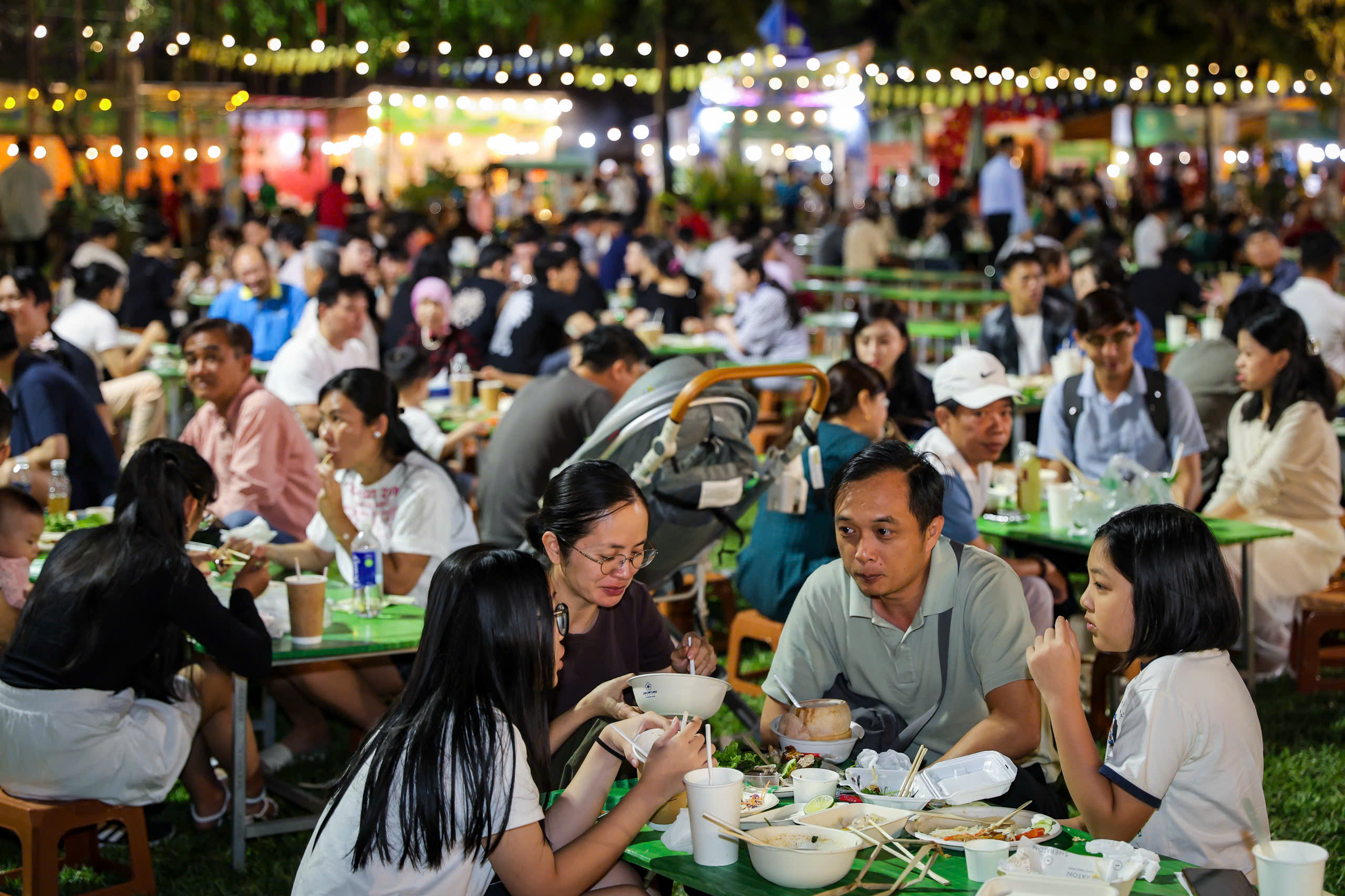 Lễ hội Văn h&oacute;a Ẩm thực, M&oacute;n ngon Saigontourist Group 2026: 500 m&oacute;n khiến thực kh&aacute;ch m&ecirc; mẩn- Ảnh 2.