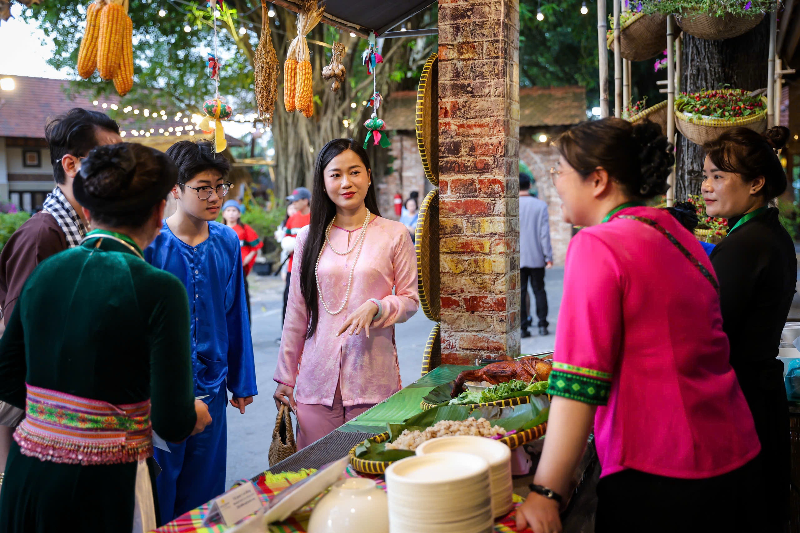 Lễ hội Văn h&oacute;a Ẩm thực, M&oacute;n ngon Saigontourist Group 2026: 500 m&oacute;n khiến thực kh&aacute;ch m&ecirc; mẩn- Ảnh 3.